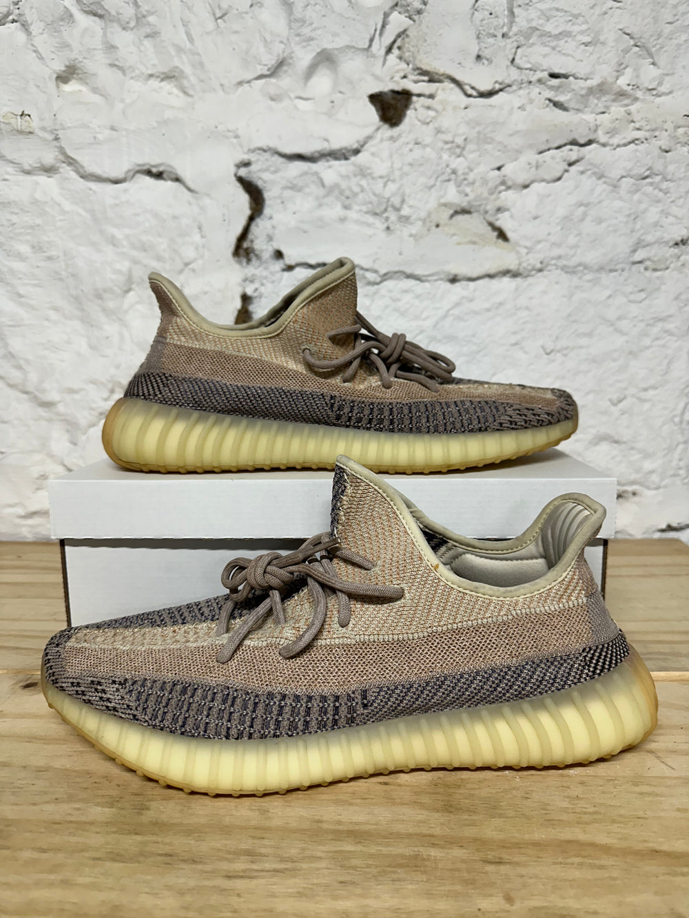 Yeezy 350 V2 Ash Pearl Sz 13