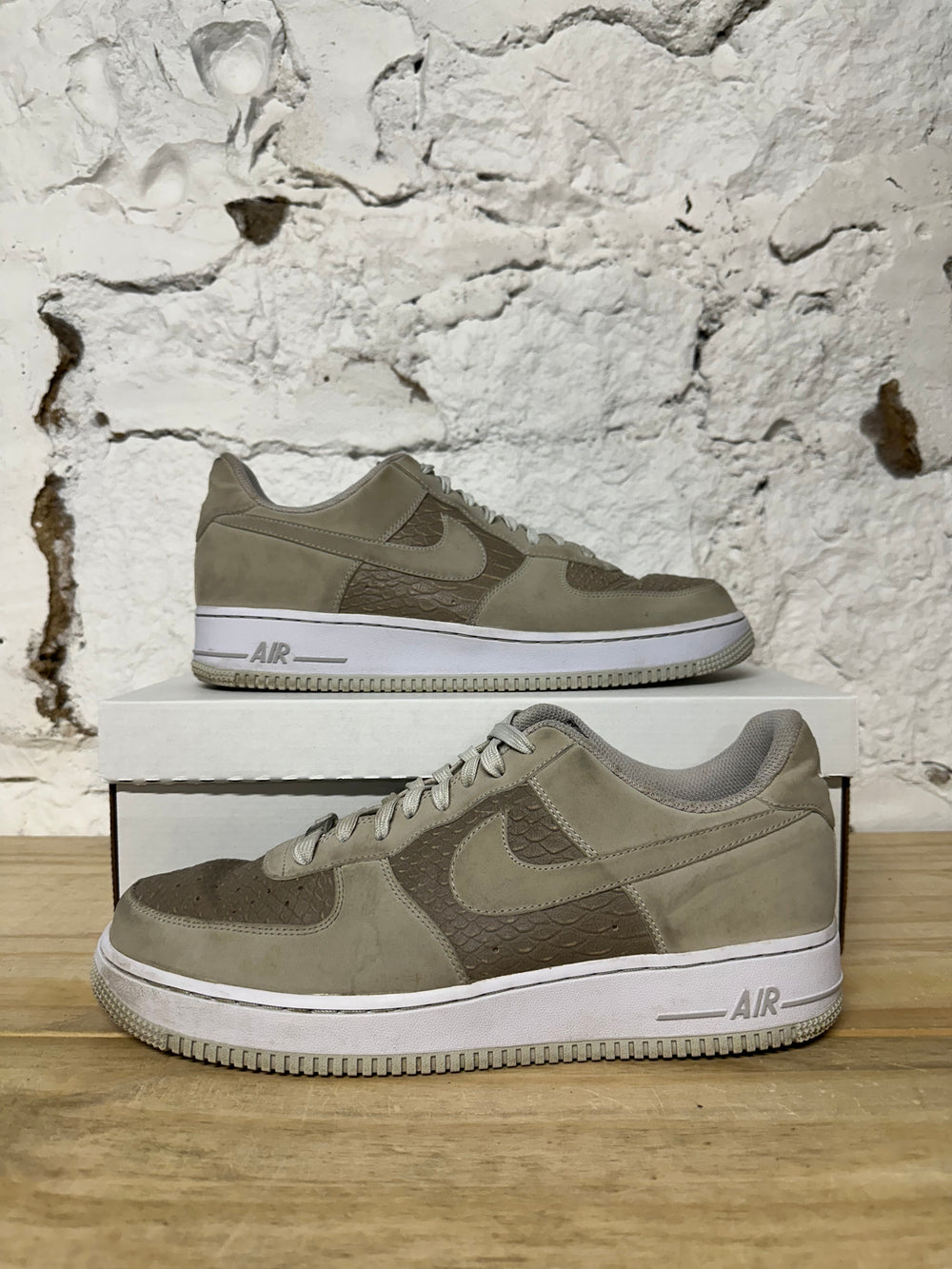 Nike Air Force 1 Low Alligator Emboss Sz 11