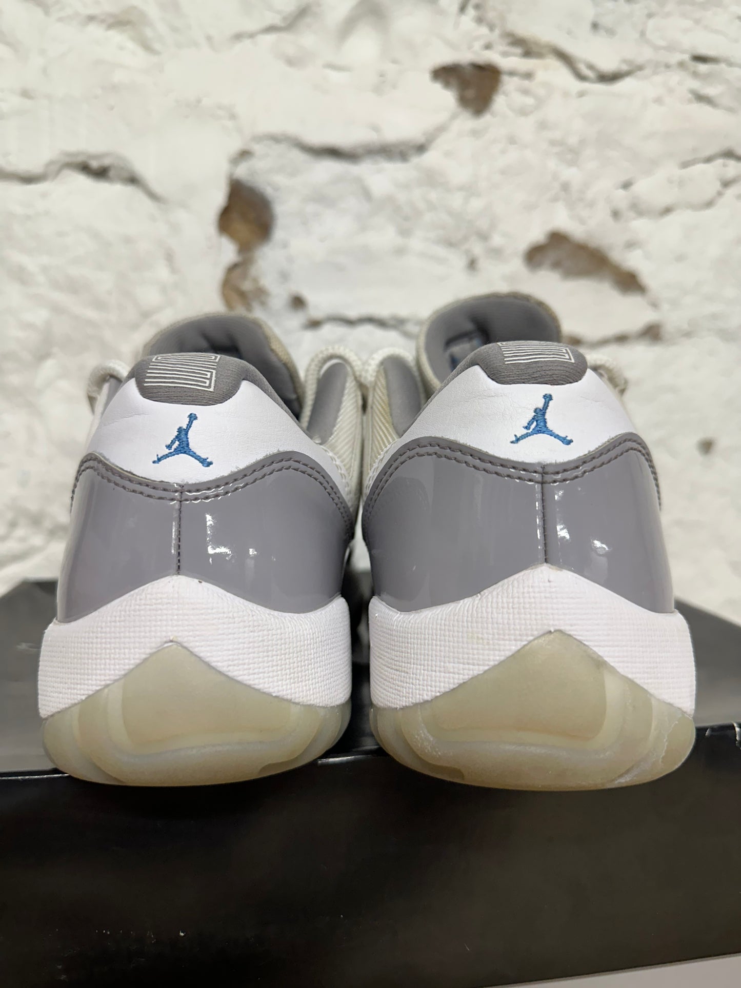 Air Jordan 11 Low Cement Grey Sz 9.5