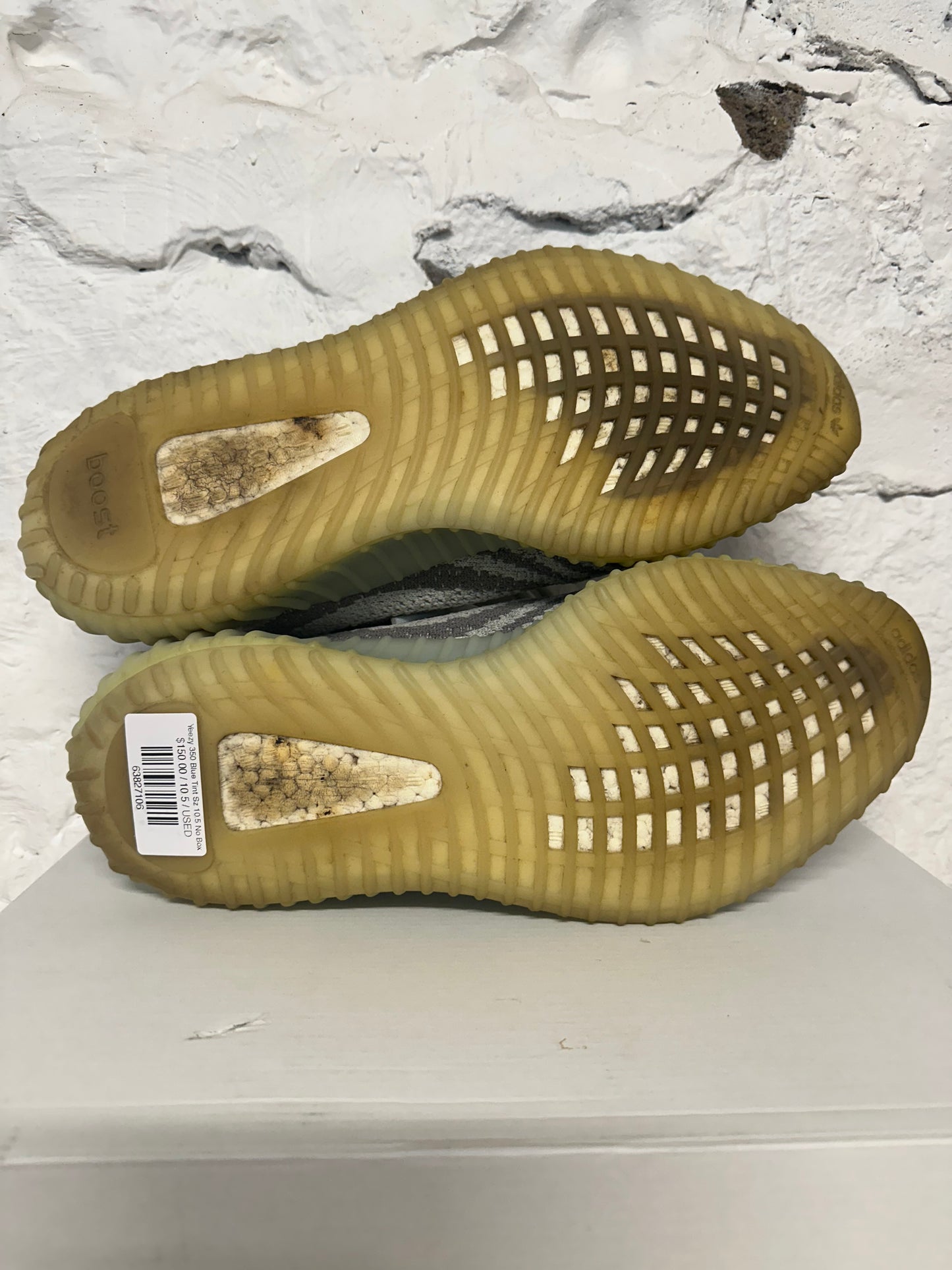 Yeezy 350 V2 Blue Tint Sz 10.5