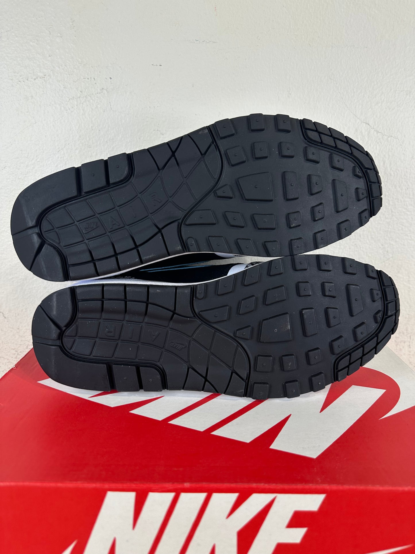 Nike Air Max 1 Atmos Elephant (2017) Sz 9.5 DS