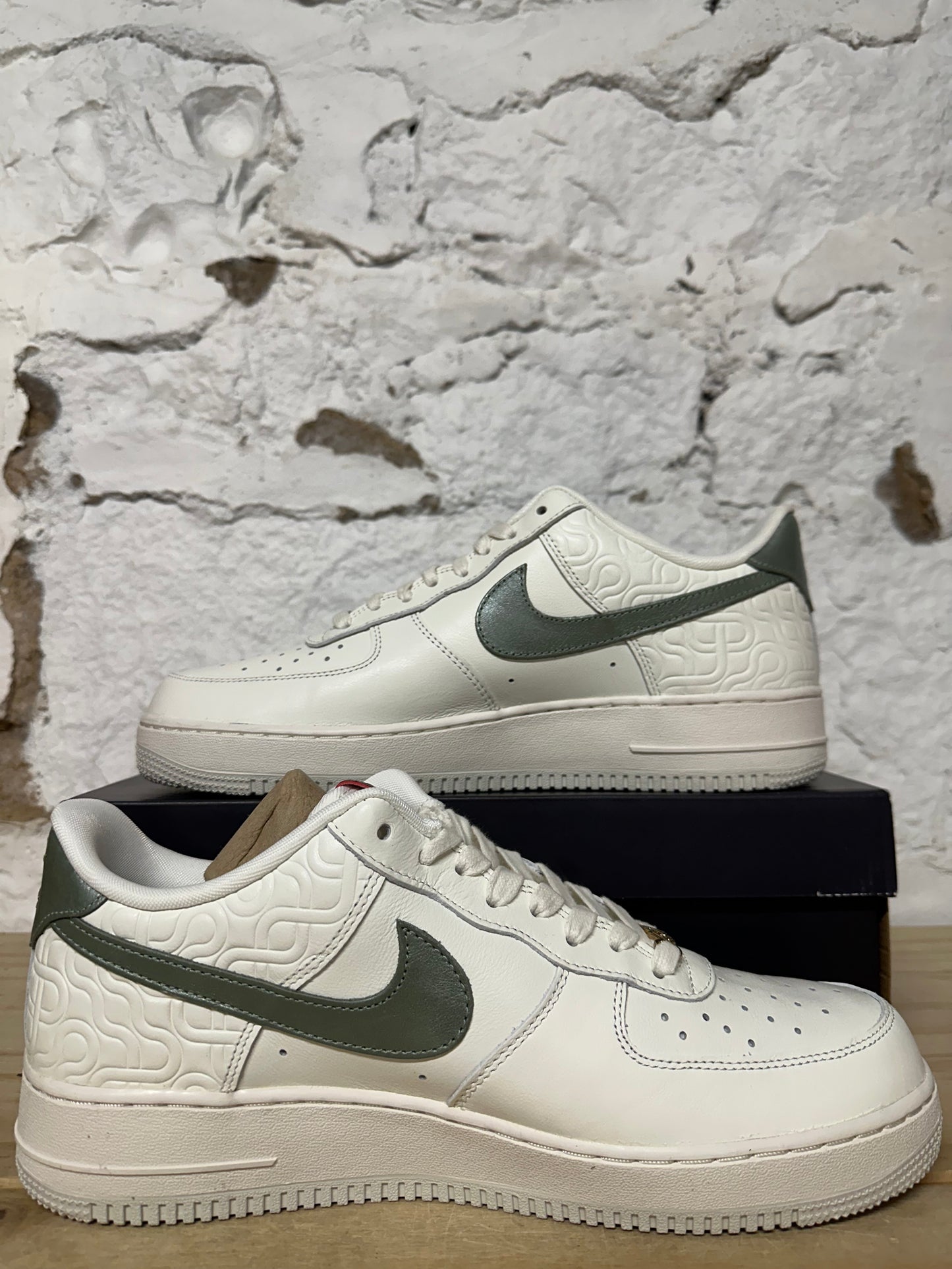 Nike Air Force 1 Low Year Of the Snake Sz 11.5 DS