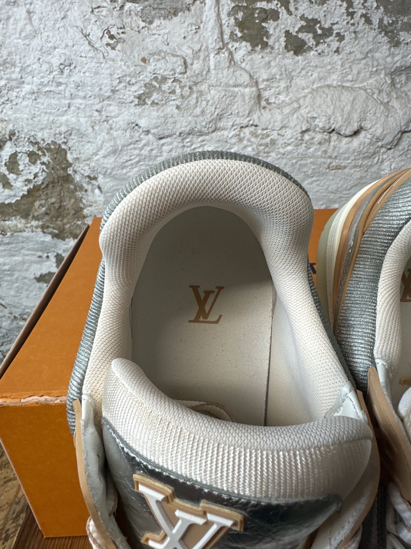 Louis Vuitton Tan Silver Trainer Sz 11.5 (10LV)