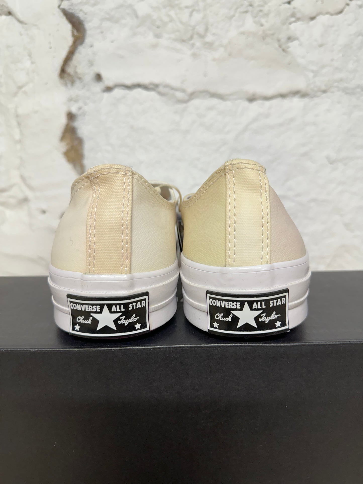 Converse Low Chinatown Market UV Sz 7.5 DS