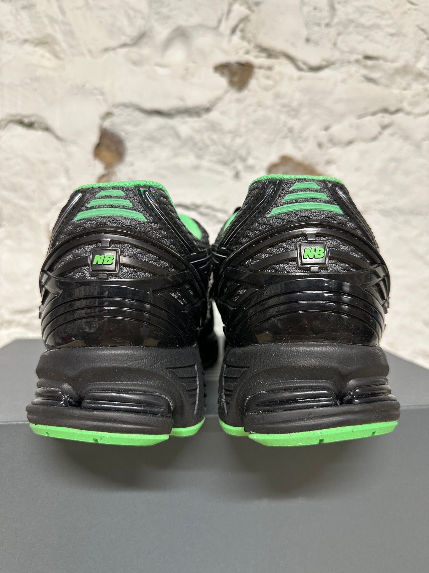 New Balance 1906R Dark Silver Lab Green Sz 12 DS