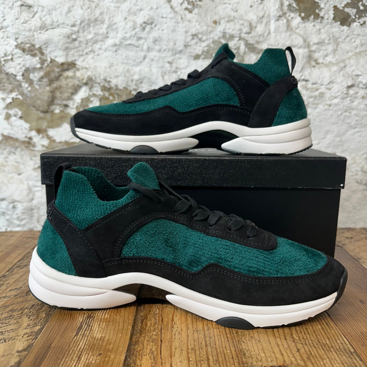 Chanel Black CC Green Black Trainer Sz 9 (42)