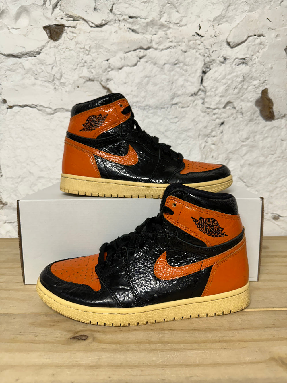 Air Jordan 1 High Shattered Backboard 3.0 Sz 7.5