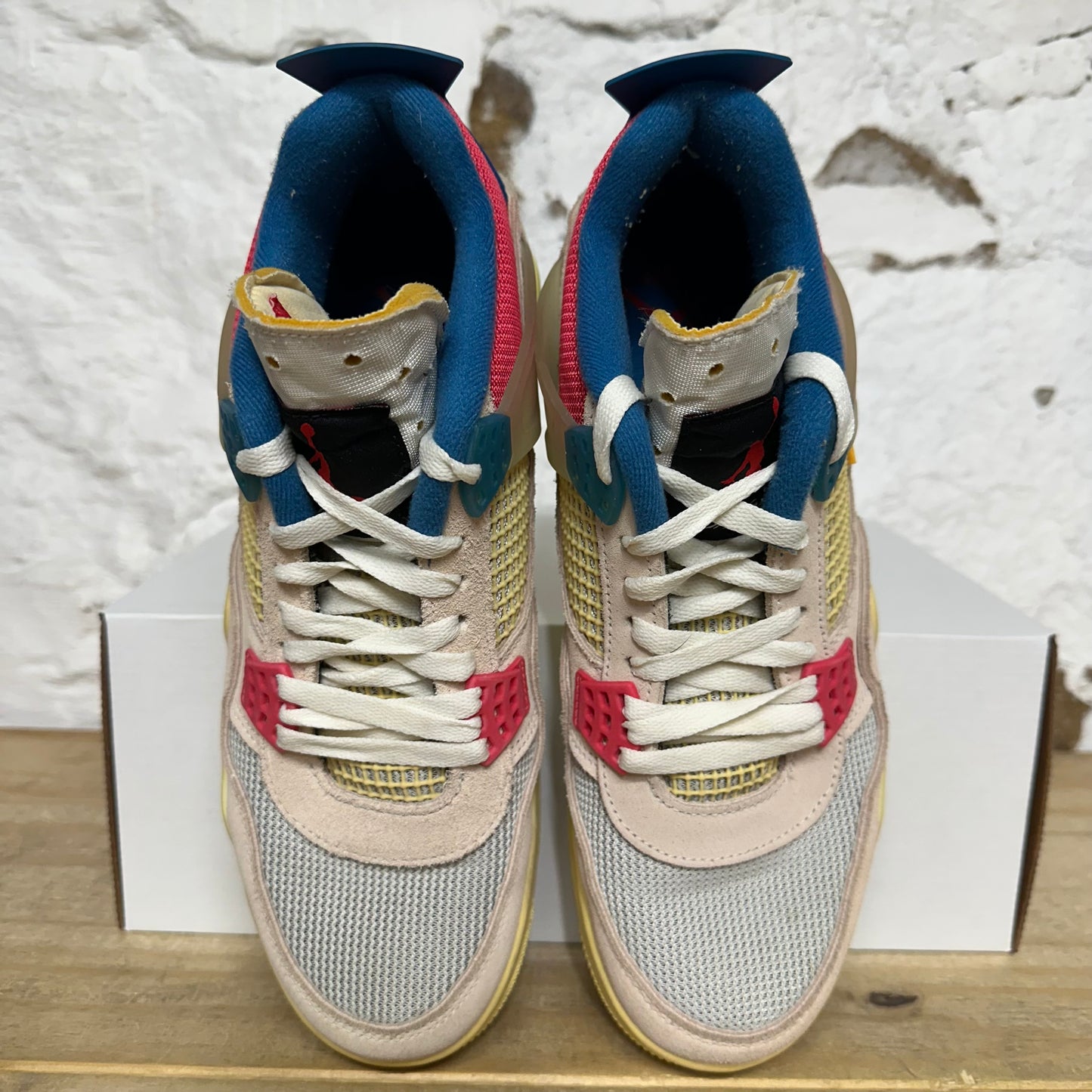 Air Jordan 4 Union Guava Sz 9.5