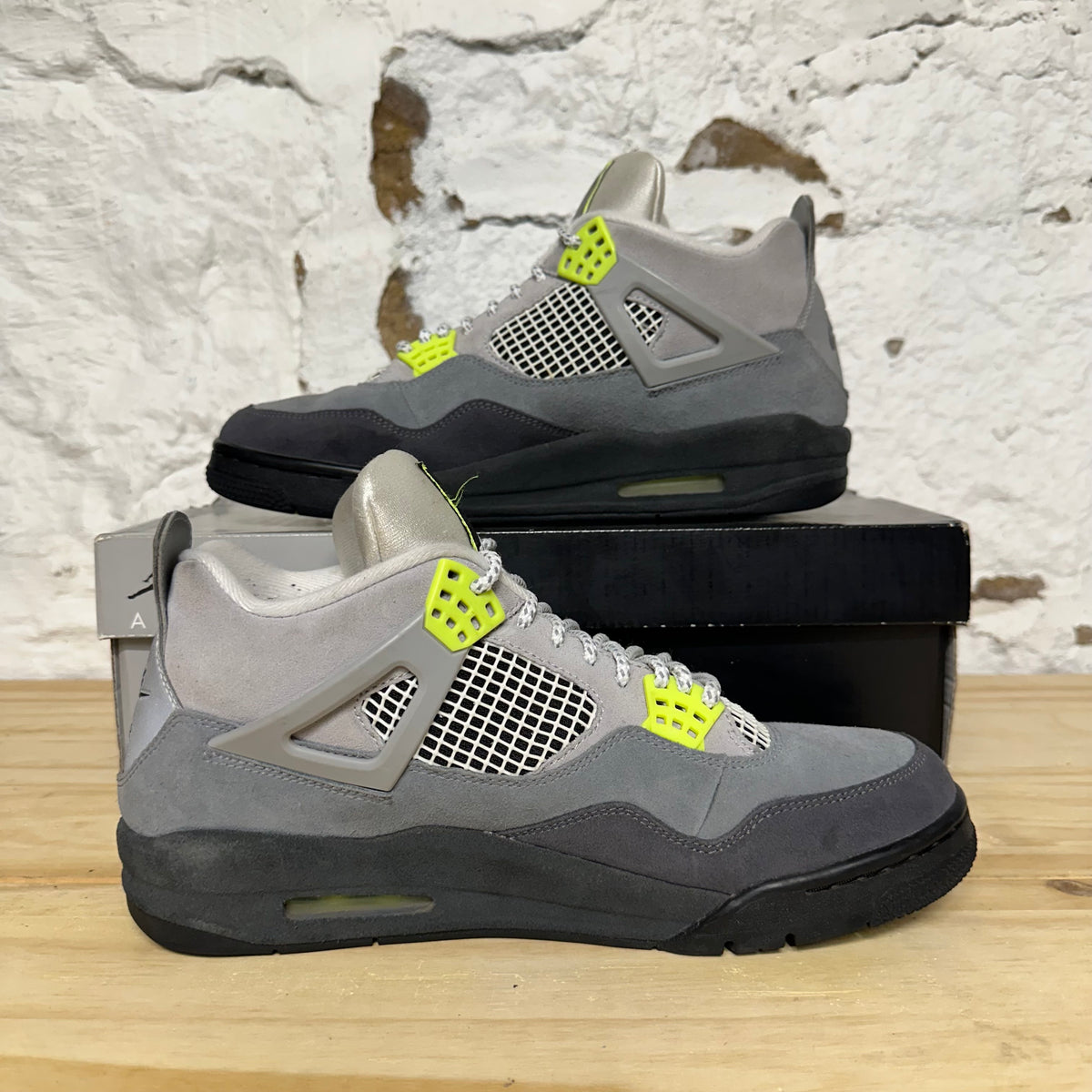 Air Jordan 4 95 Neon Sz 10.5