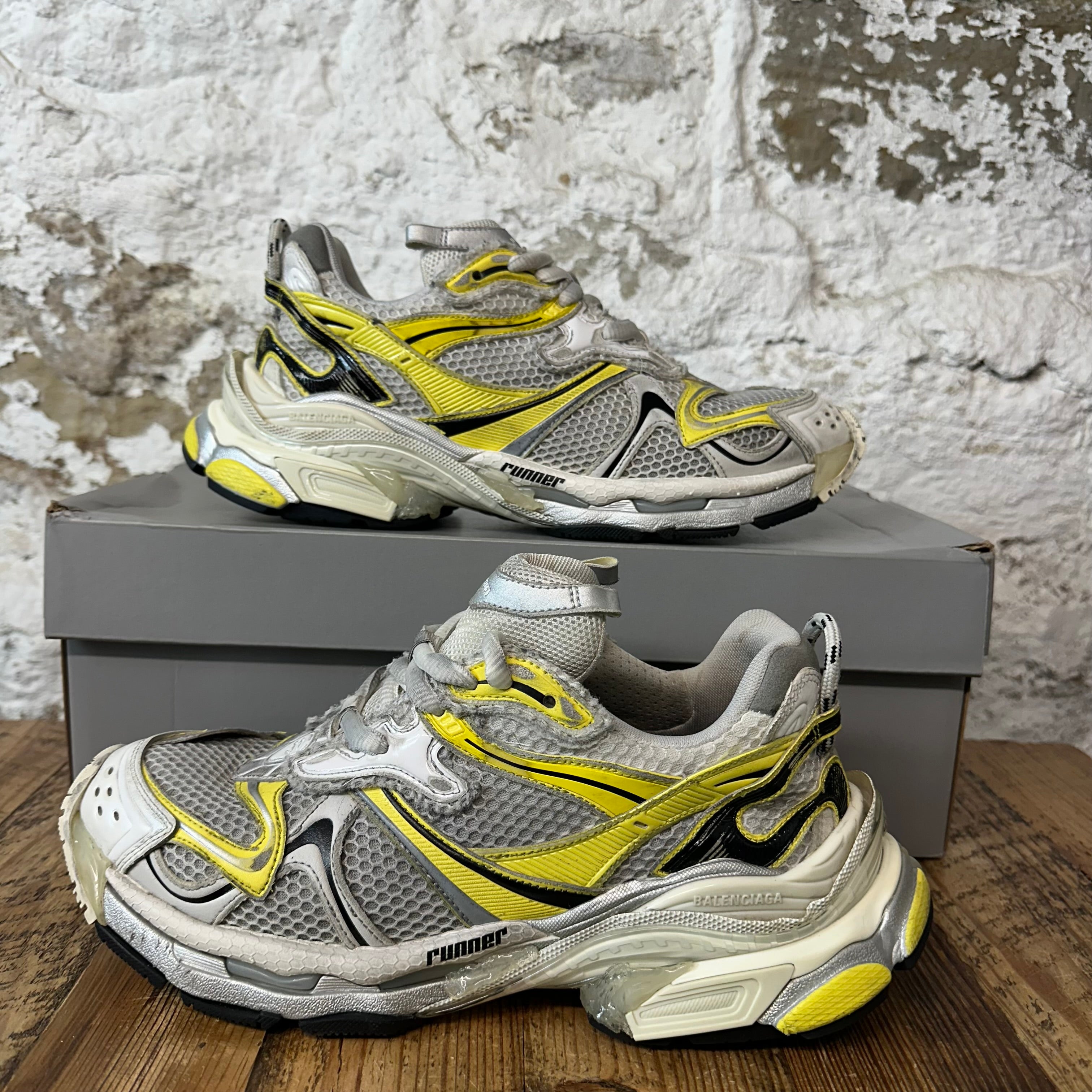 Balenciaga Runner 2.0 Yellow Gray Sneaker Sz 9 (42)