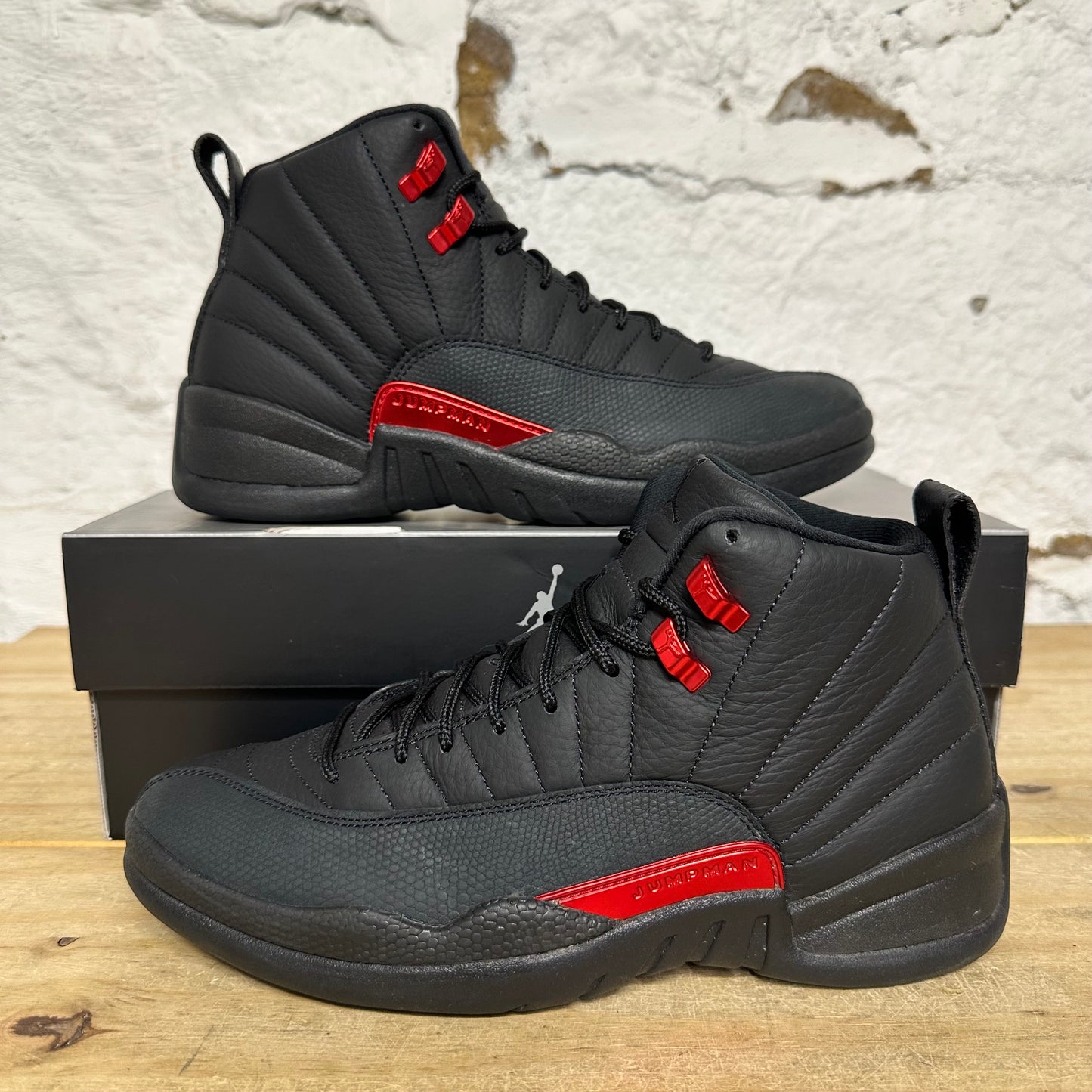 Air Jordan 12 Bloodline Sz 8