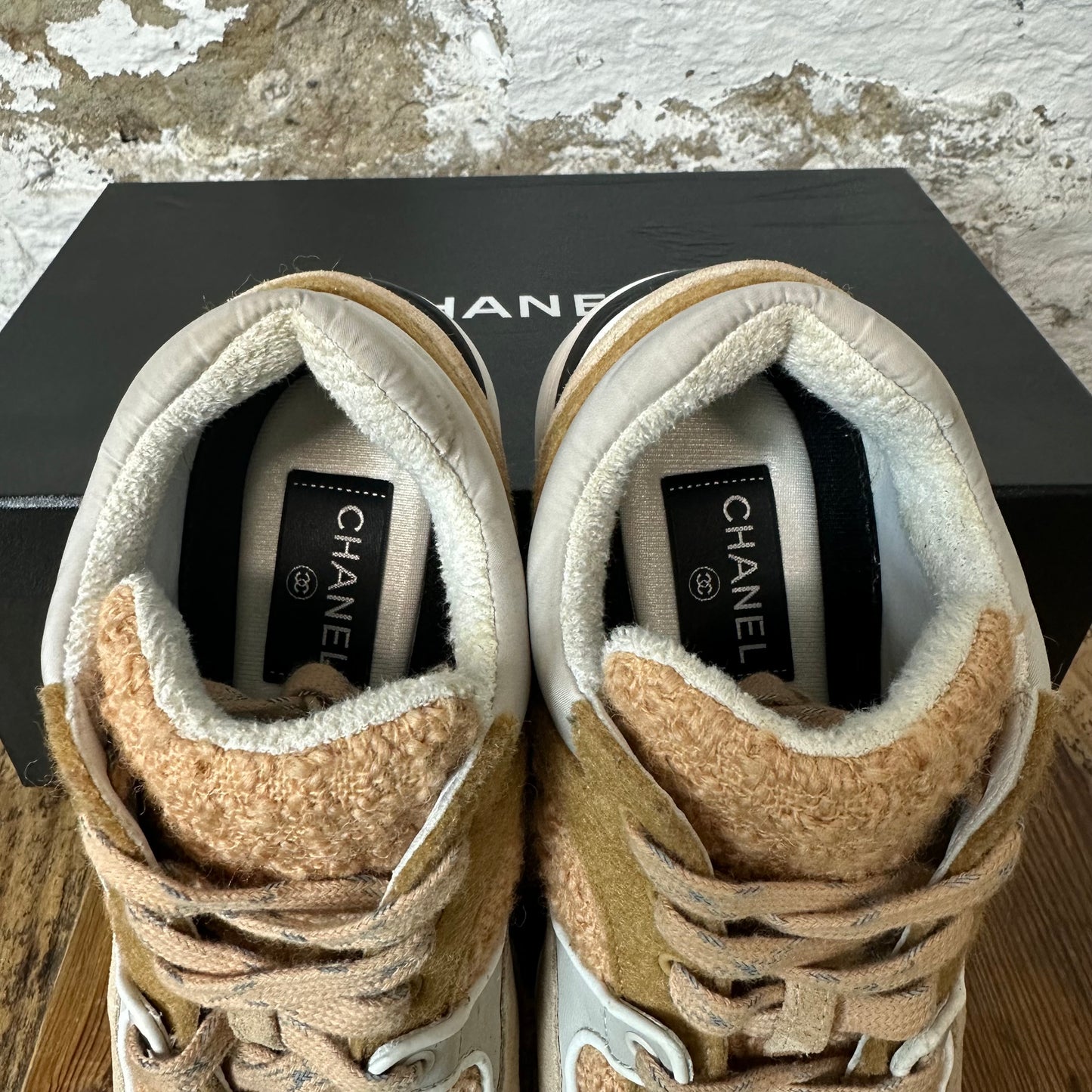 Chanel White CC Tan Tweed Trainer Sneaker Sz 4.5 (36.5)
