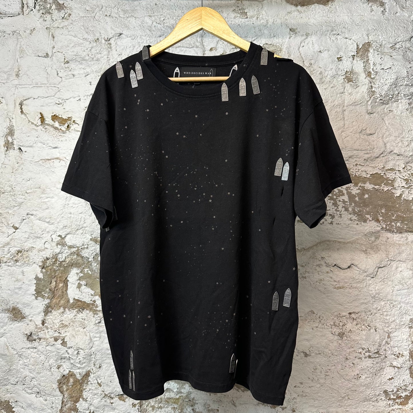 Who Decides War Metal Stained Glass Splatter T-shirt Black Sz L