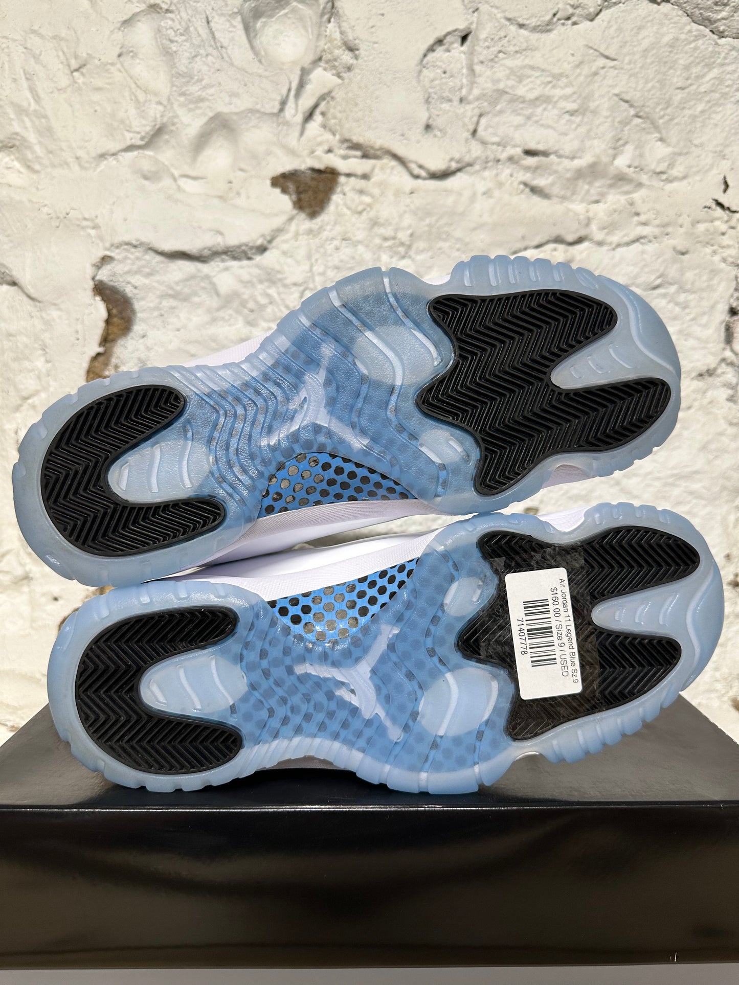 Air Jordan 11 High Legend Blue Sz 9