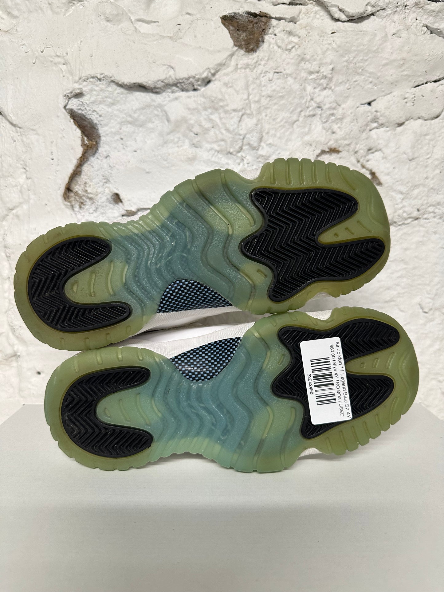 Air Jordan 11 High Legend Blue Sz 4Y