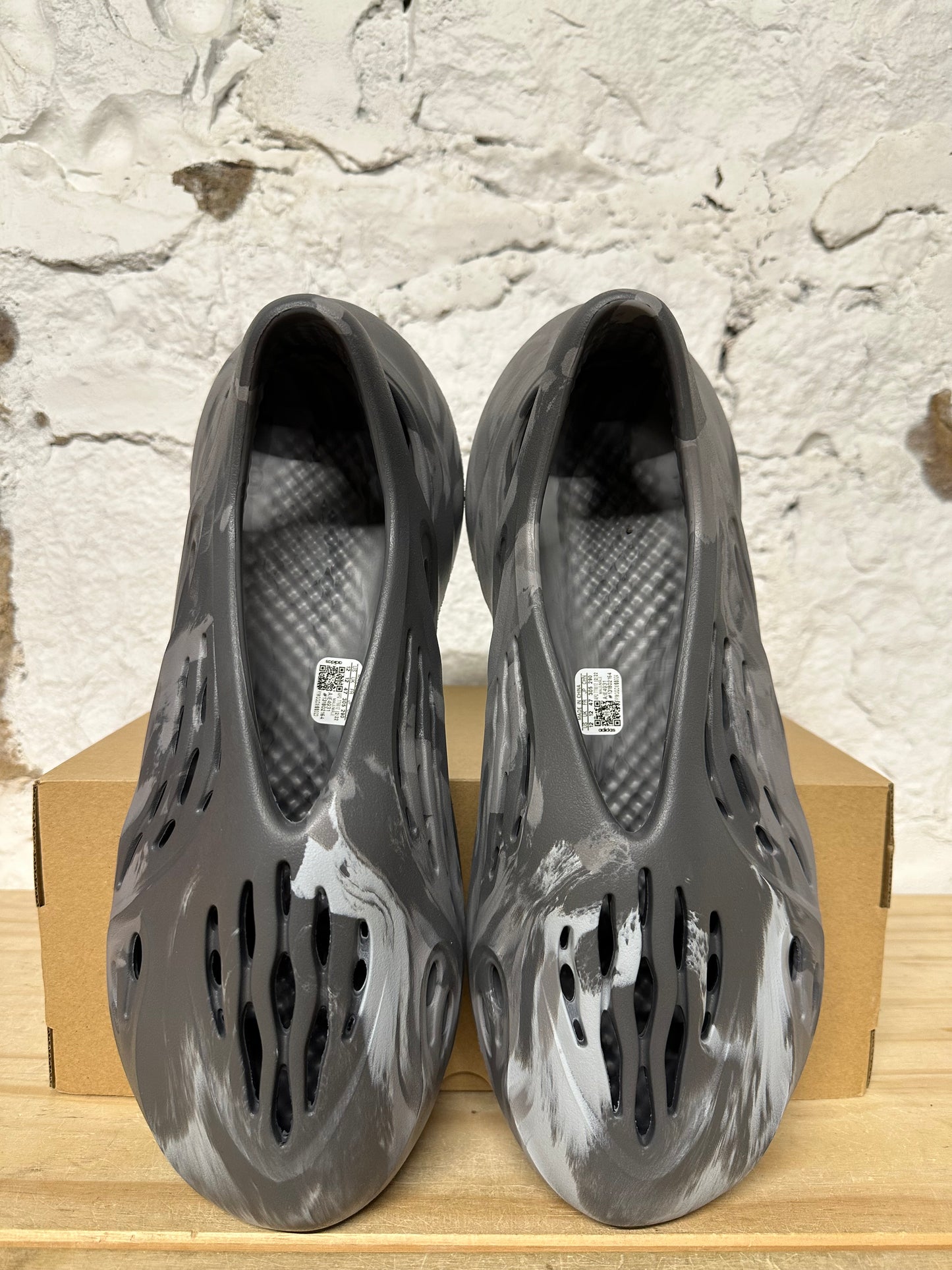 Yeezy Foam Runner MX Granite Sz 12 DS