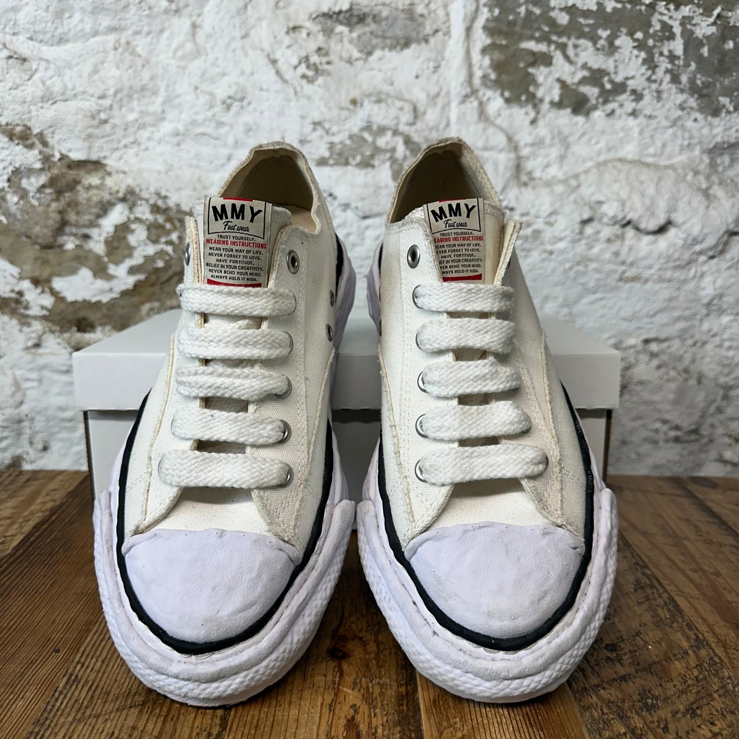 Maison Mihara Peterson 23 Cream White Sneaker Sz 9 (42) No Box