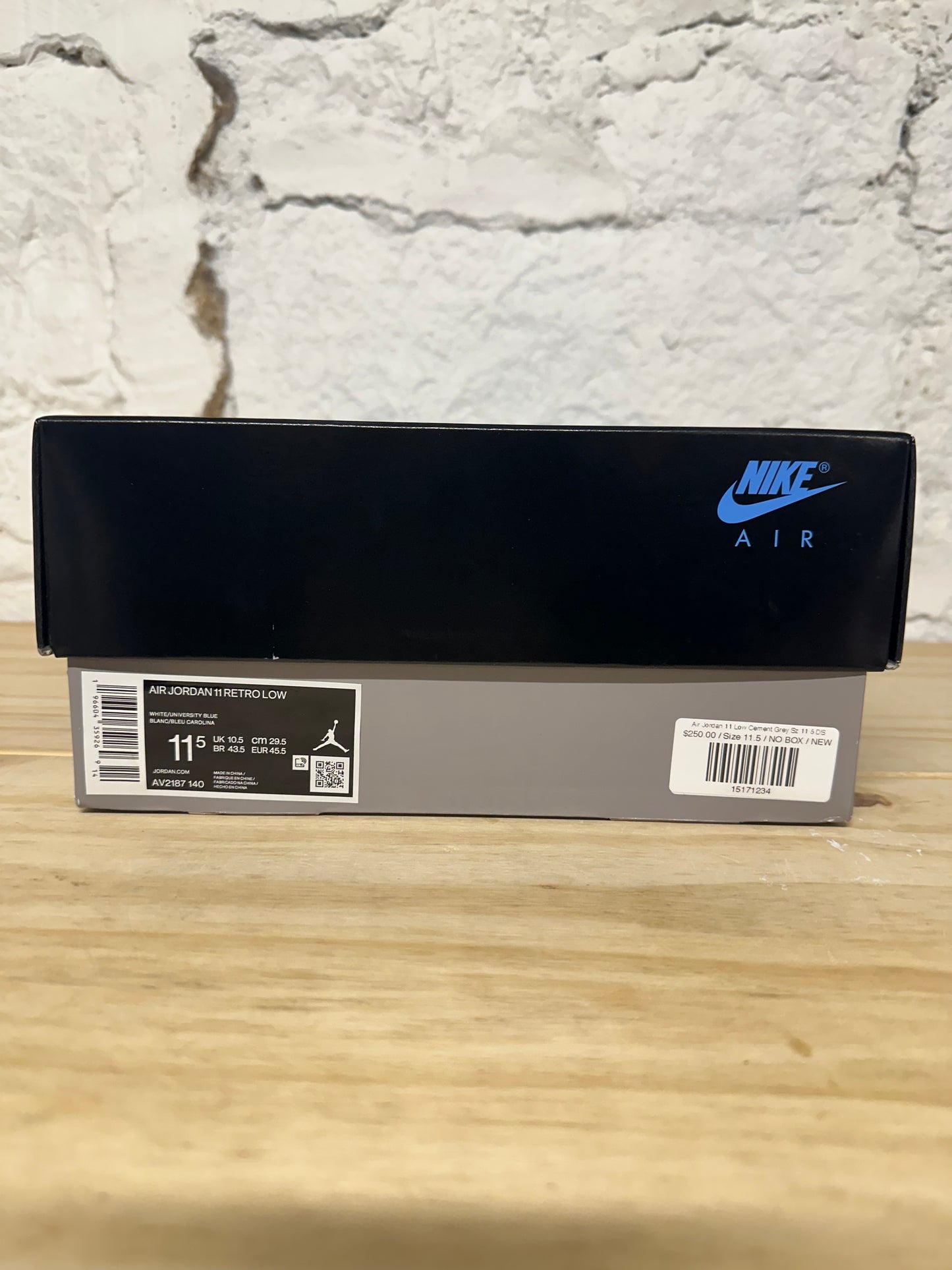 Air Jordan 11 Low Cement Grey Sz 11.5 DS