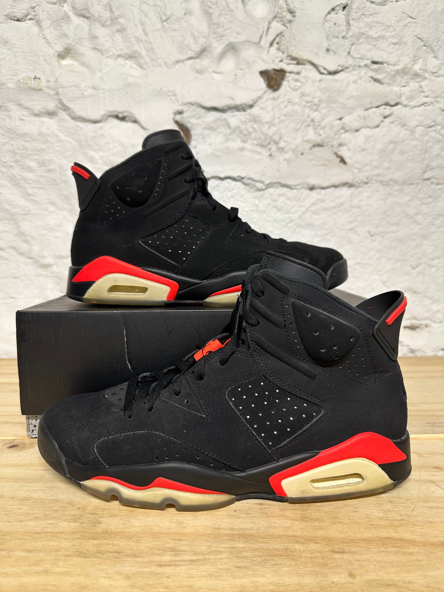 Air Jordan 6 Infrared Black (2019) Sz 10.5
