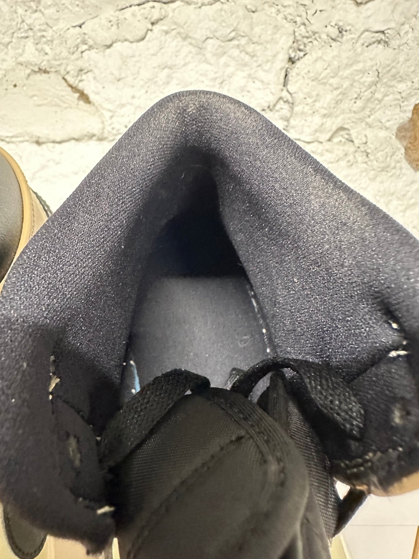 Air Jordan 1 Mushroom Sz 10 (11.5W)