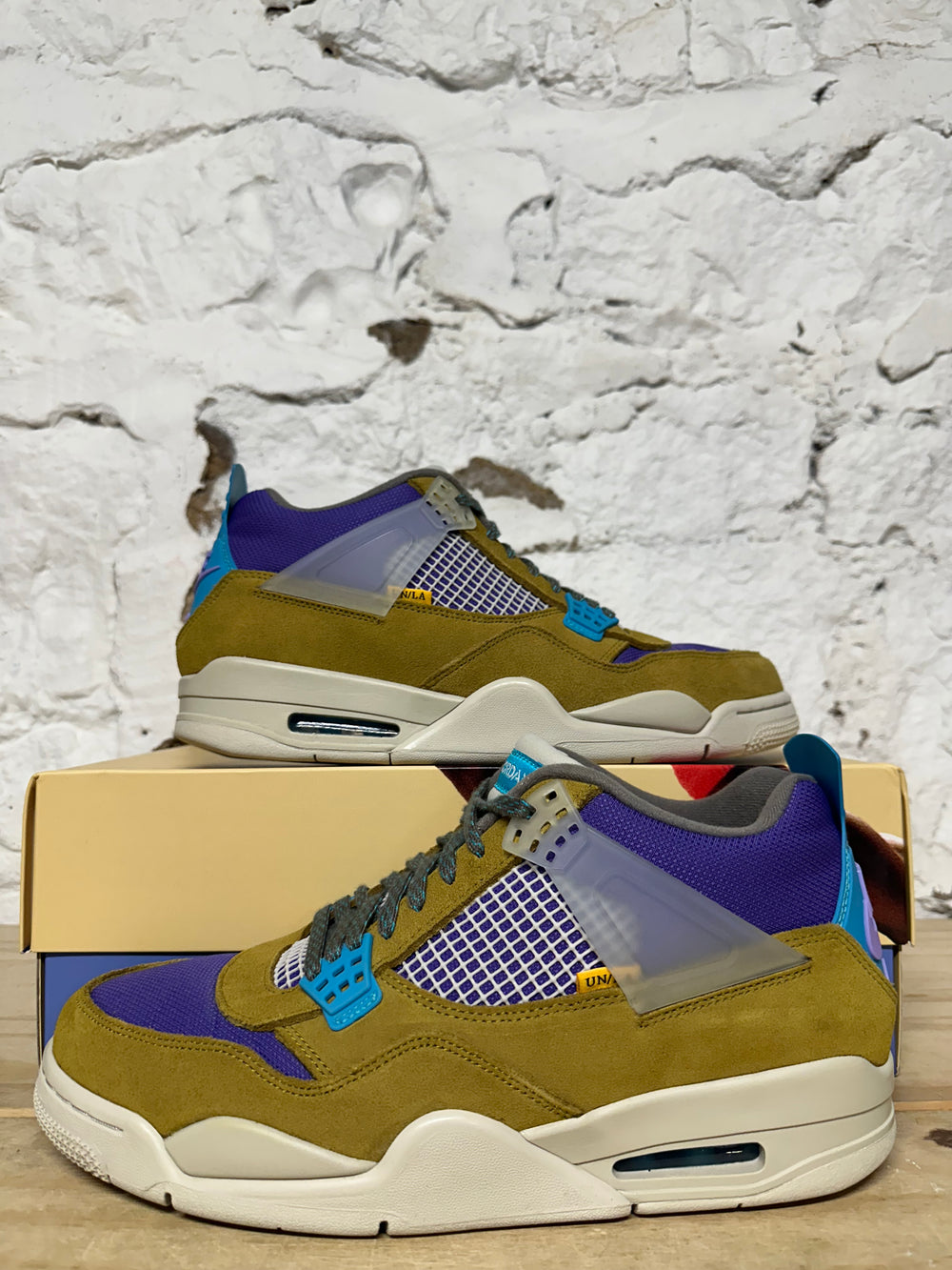 Air Jordan 4 Union Desert Moss Sz 11.5