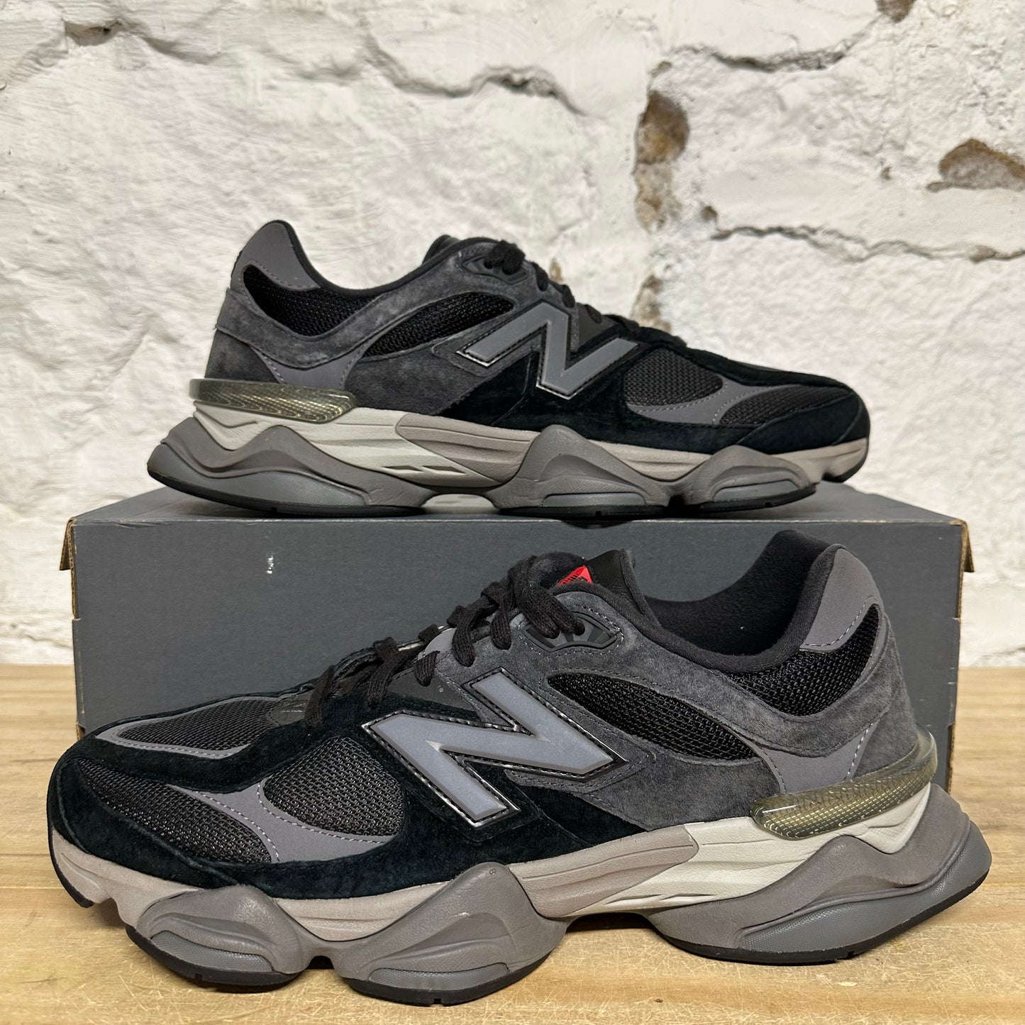 New Balance 9060 Black Castlerock Sz 12.5