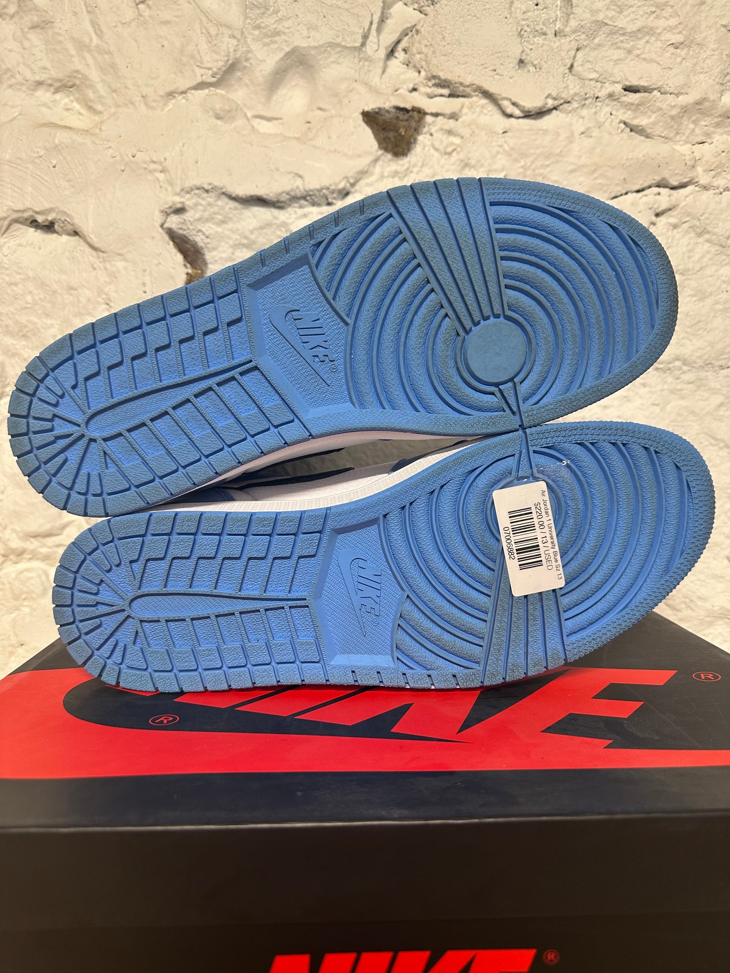 Air Jordan 1 High University Blue Sz 13