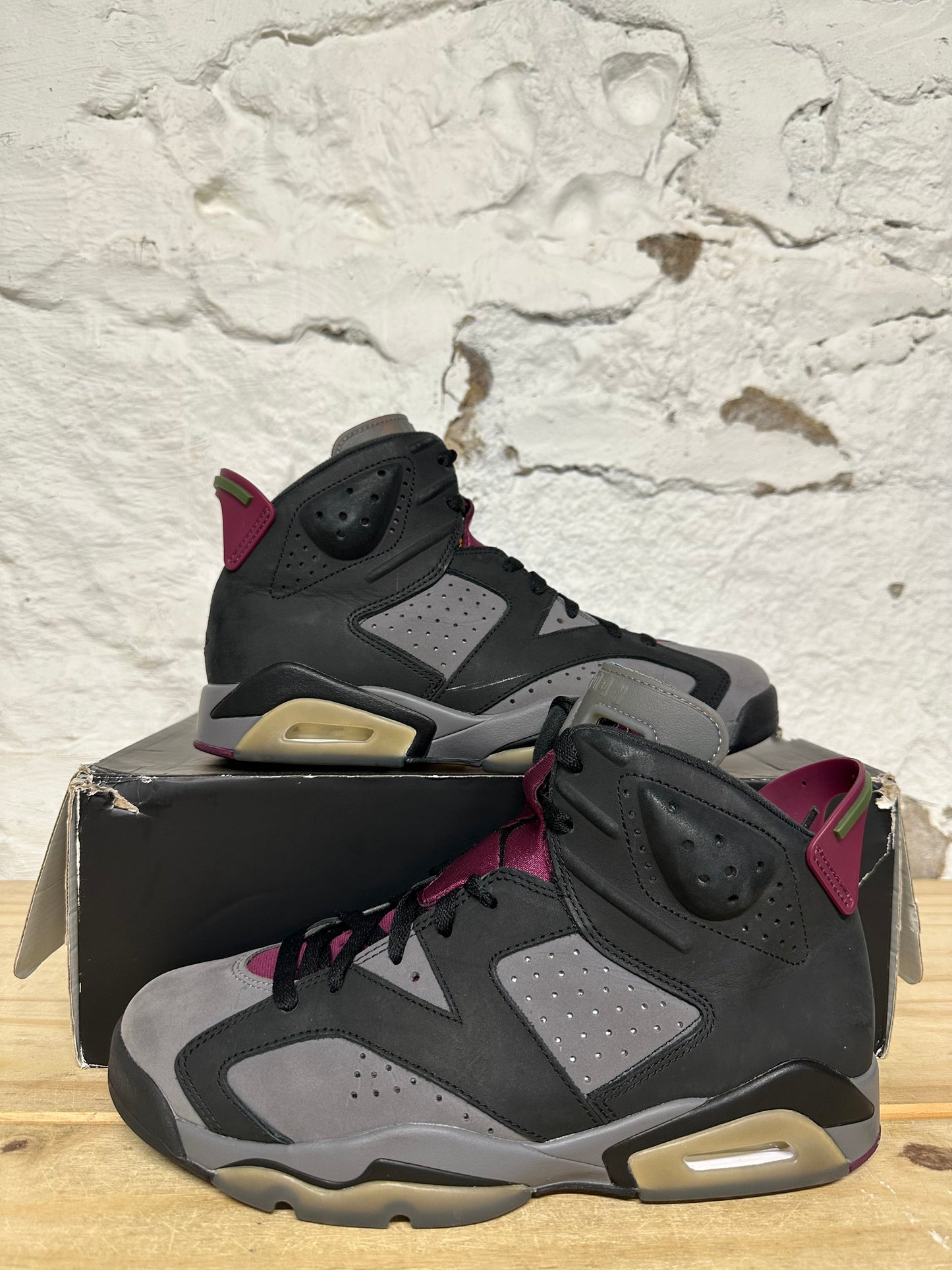 Air Jordan 6 Bordeaux Sz 8.5