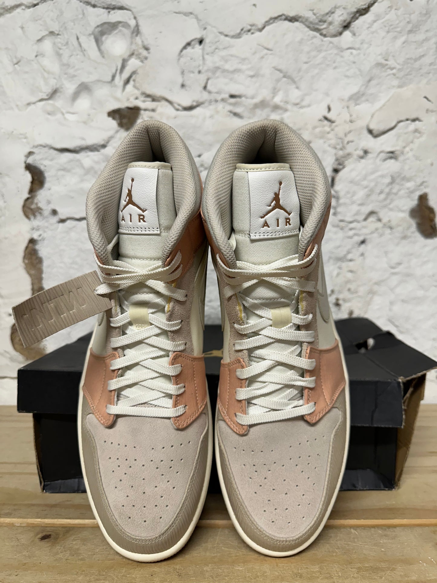 Air Jordan 1 Mid Milan Sz 14 DS