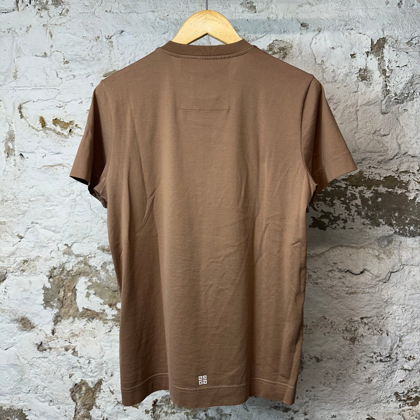 Givenchy White Spellout T-shirt Brown Sz XS