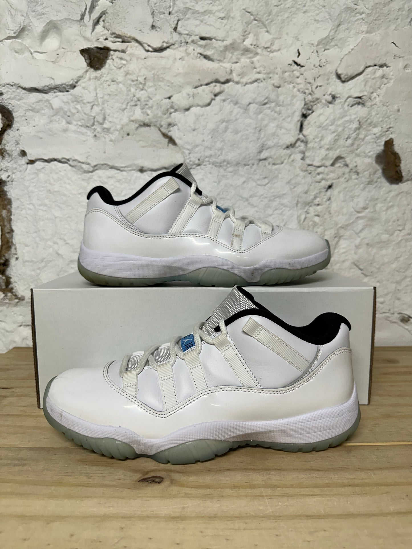Air Jordan 11 Low Legend Blue Sz 8
