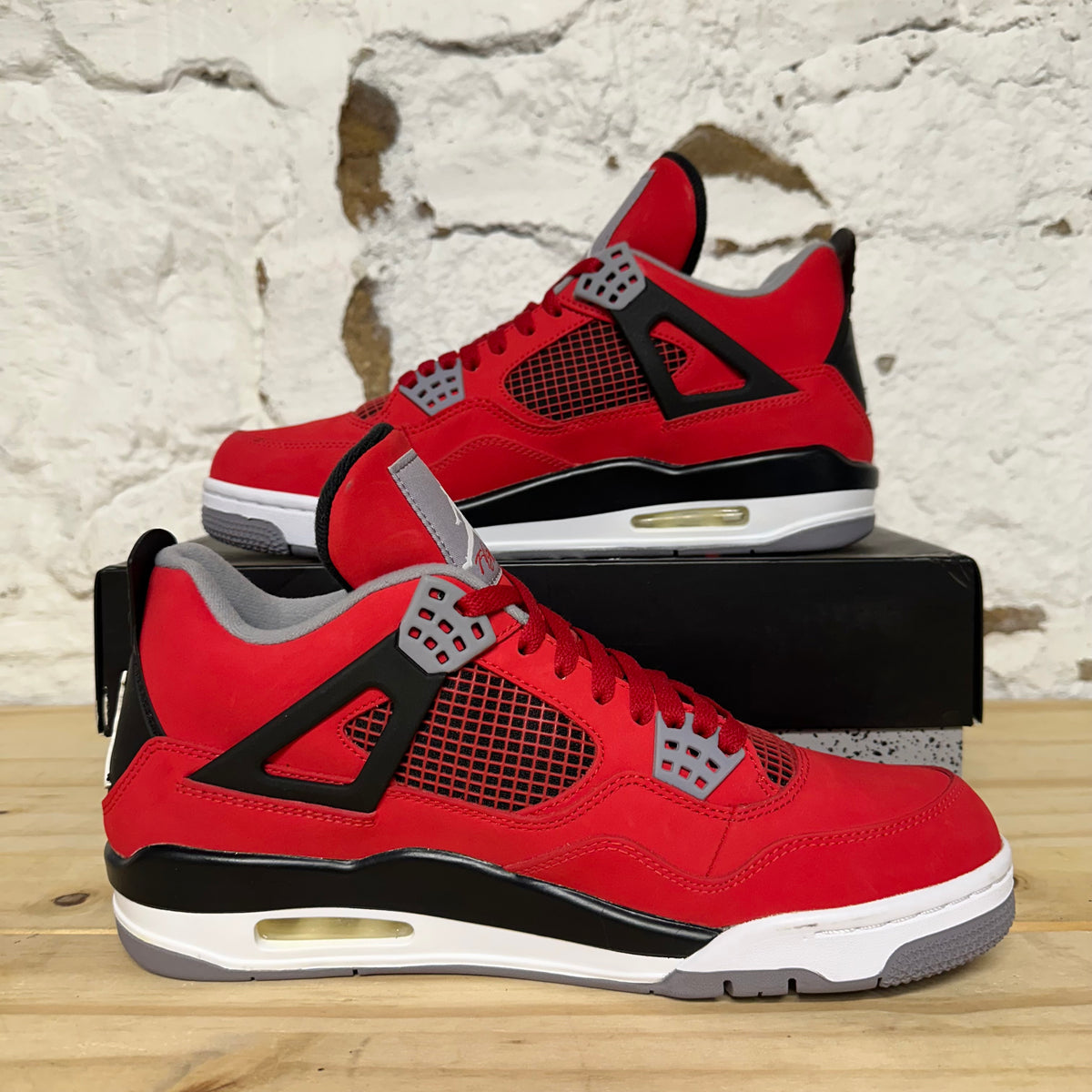 Air Jordan 4 Toro Bravo (2013) Sz 10 DS