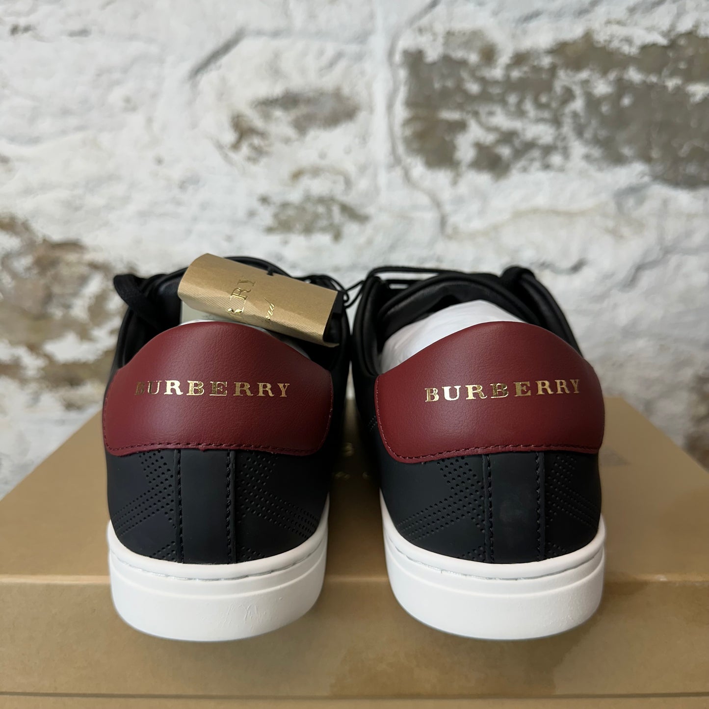 Burberry Albert Maroon Tab Black White Sneaker Sz 10 (43) DS