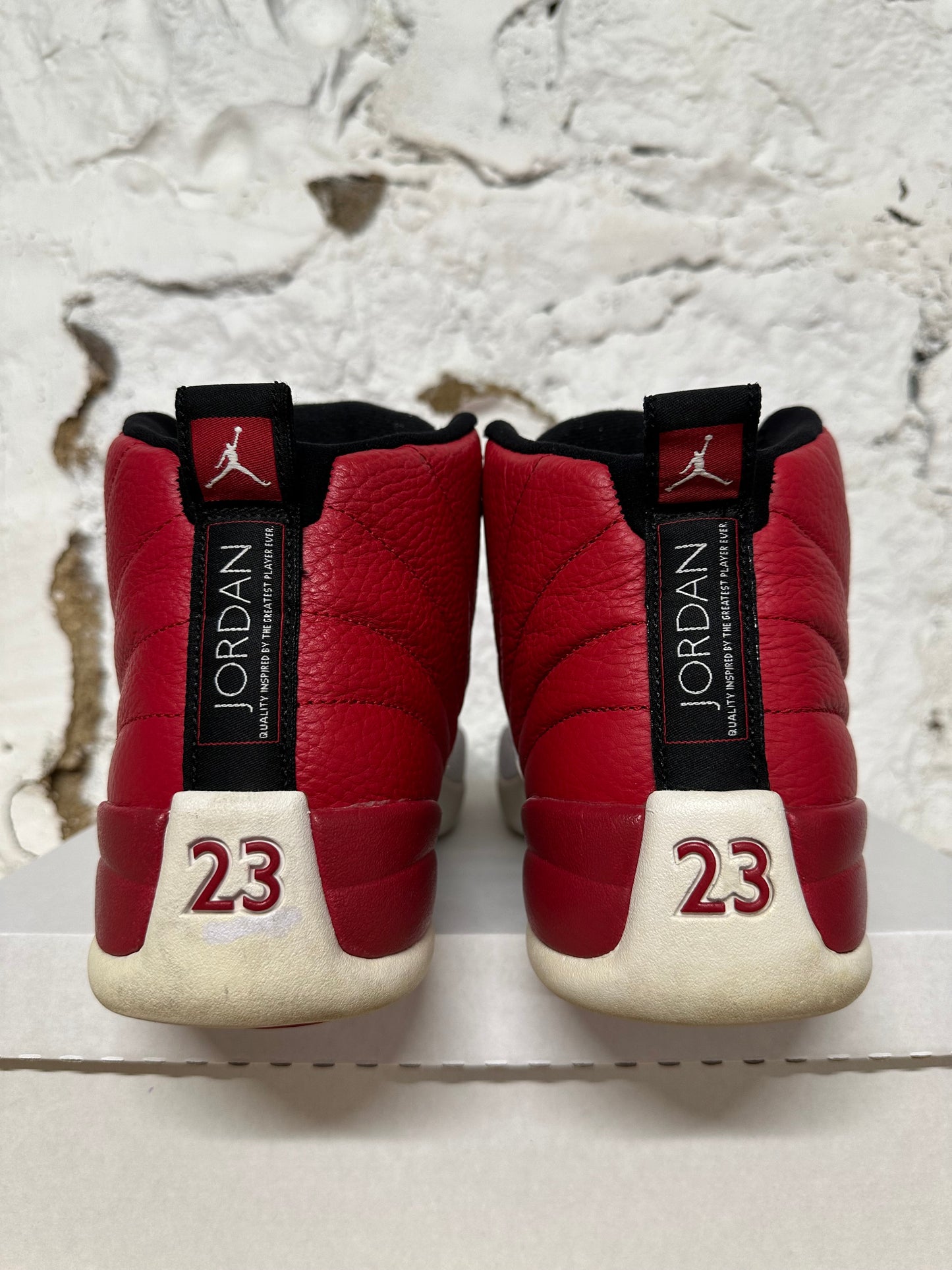 Air Jordan 12 Gym Red Sz 11.5