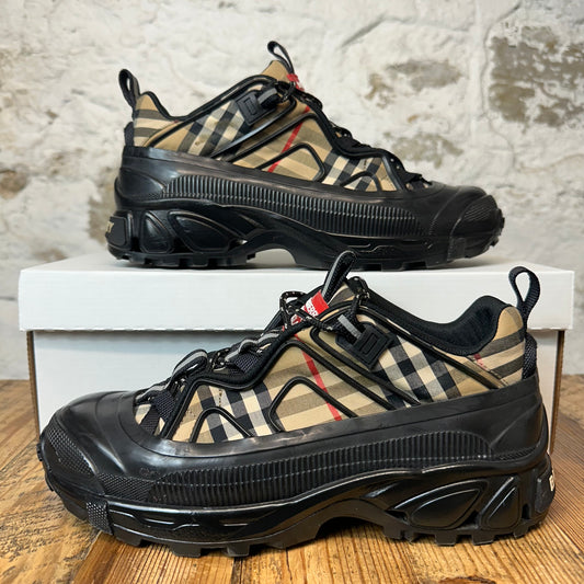 Burberry Arthur Tan Plaid Black Sneaker Sz 7 (40)