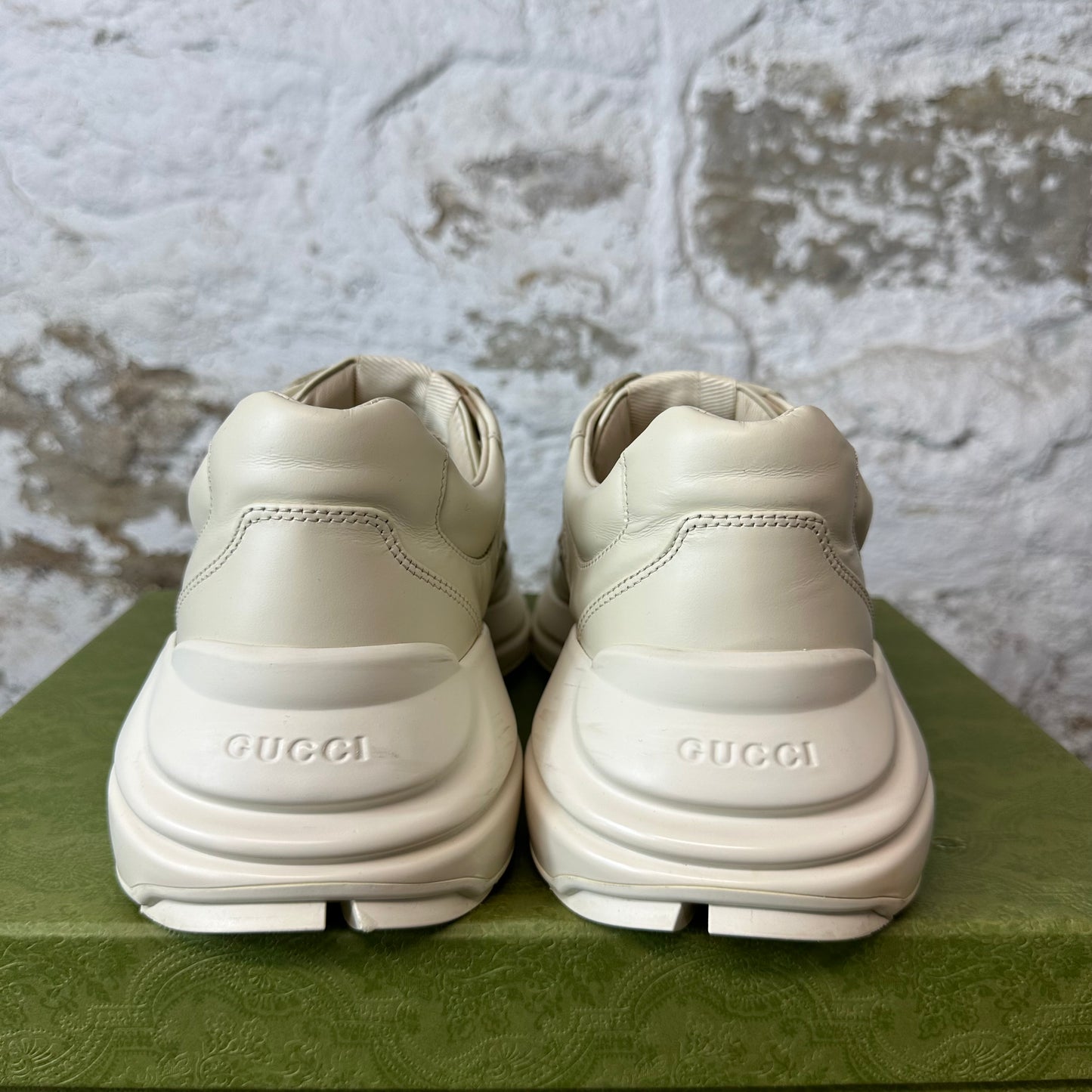Gucci Rhyton Vintage Logo Cream Sneaker Sz 8