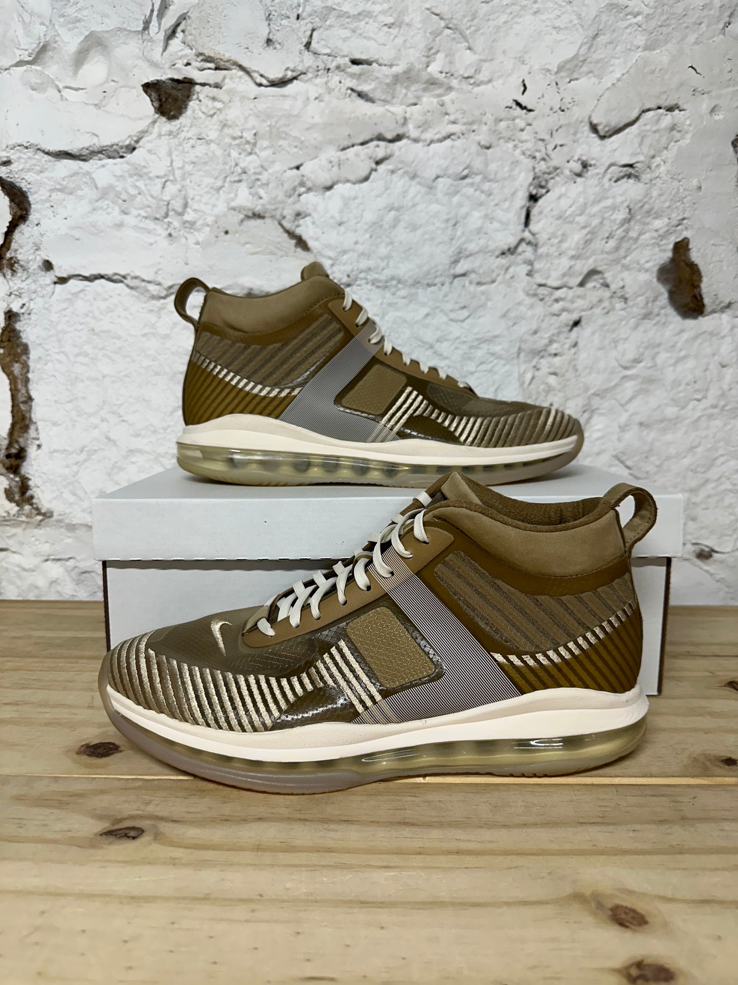 Nike LeBron Icon John Elliott Beige Sz 10