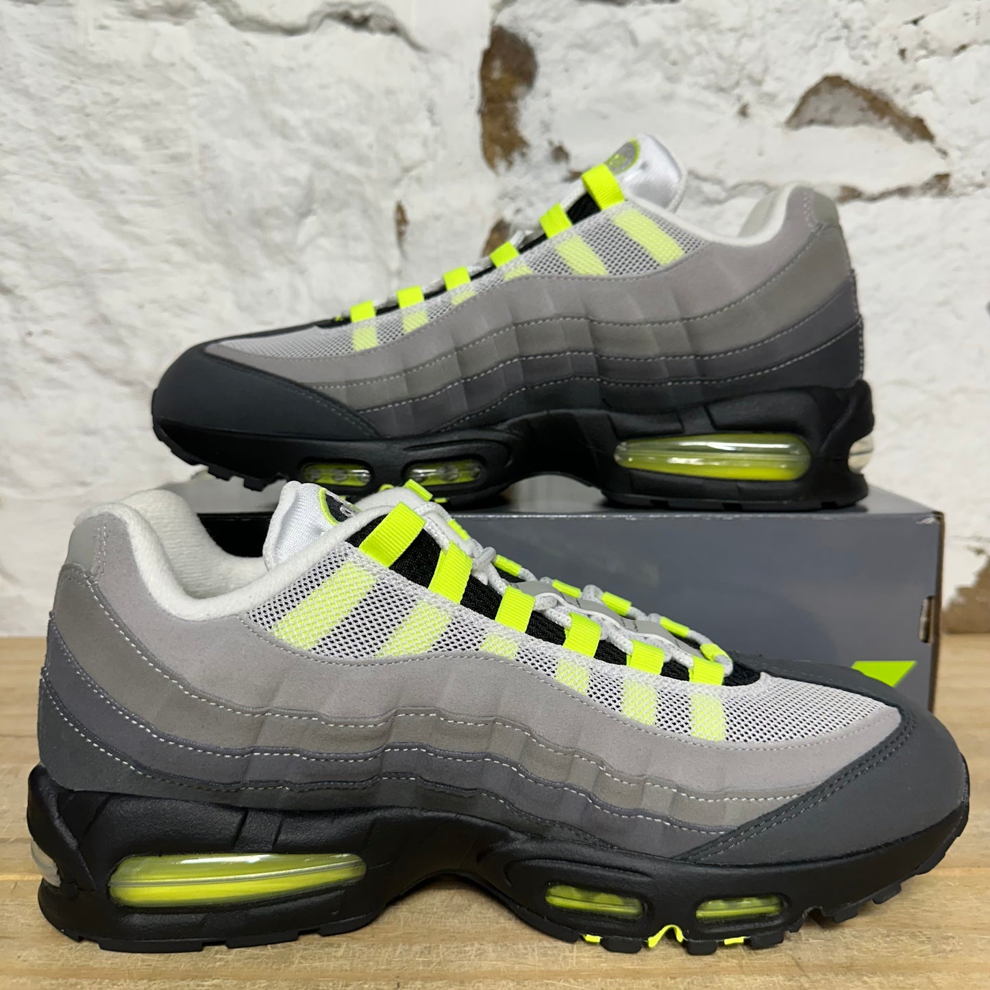 Nike Air Max 95 OG Big Bubble Neon (2025/2026) Sz 11.5