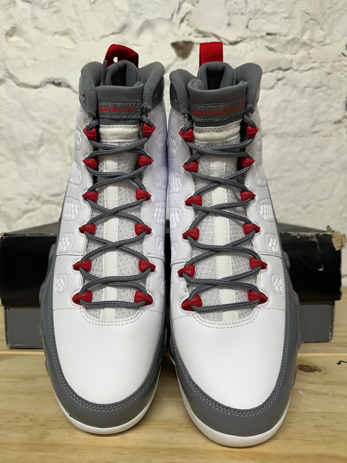Air Jordan 9 Fire Red Sz 12 DS