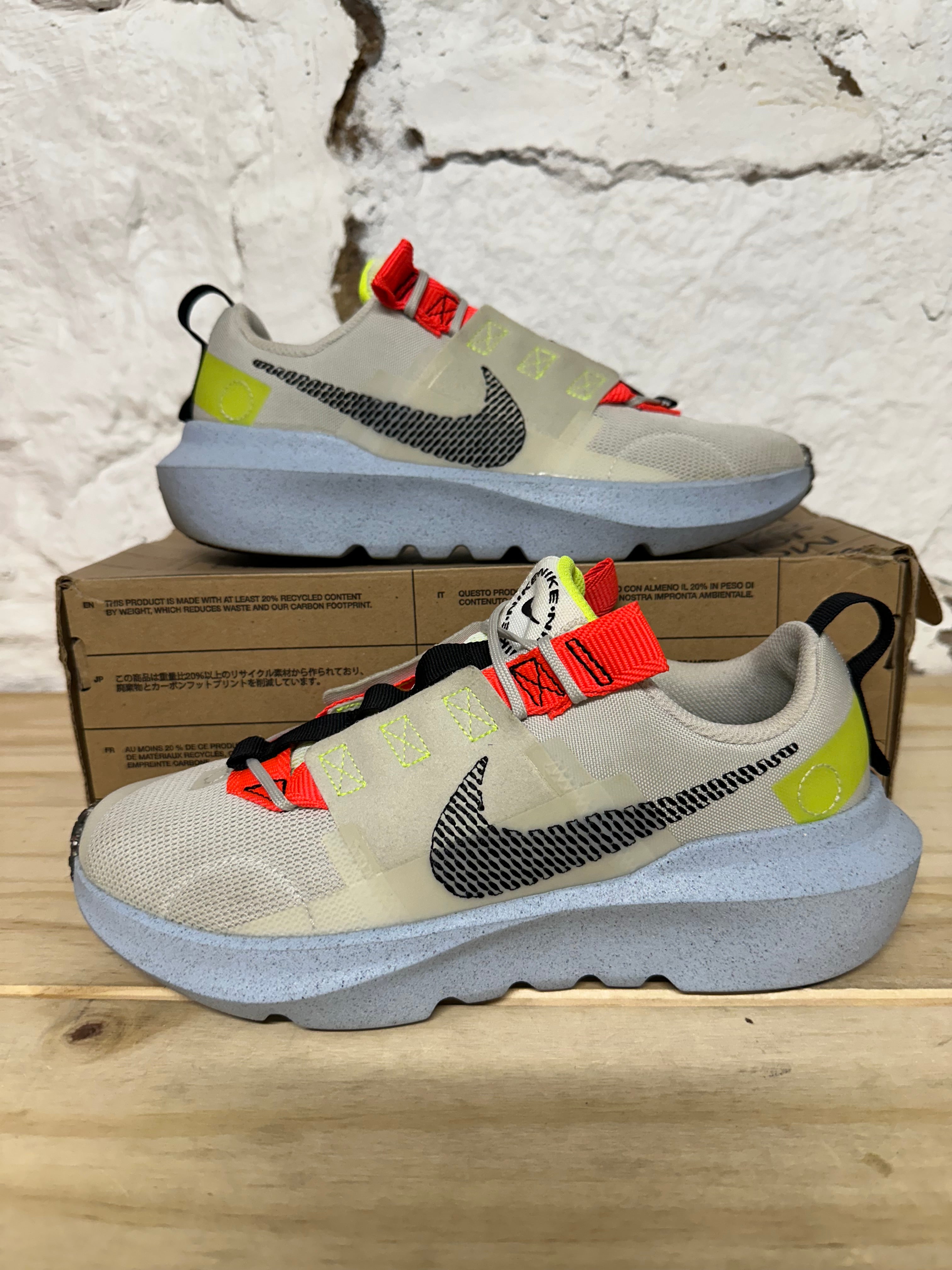 Nike Crater Impact Light Bone Sz 5Y