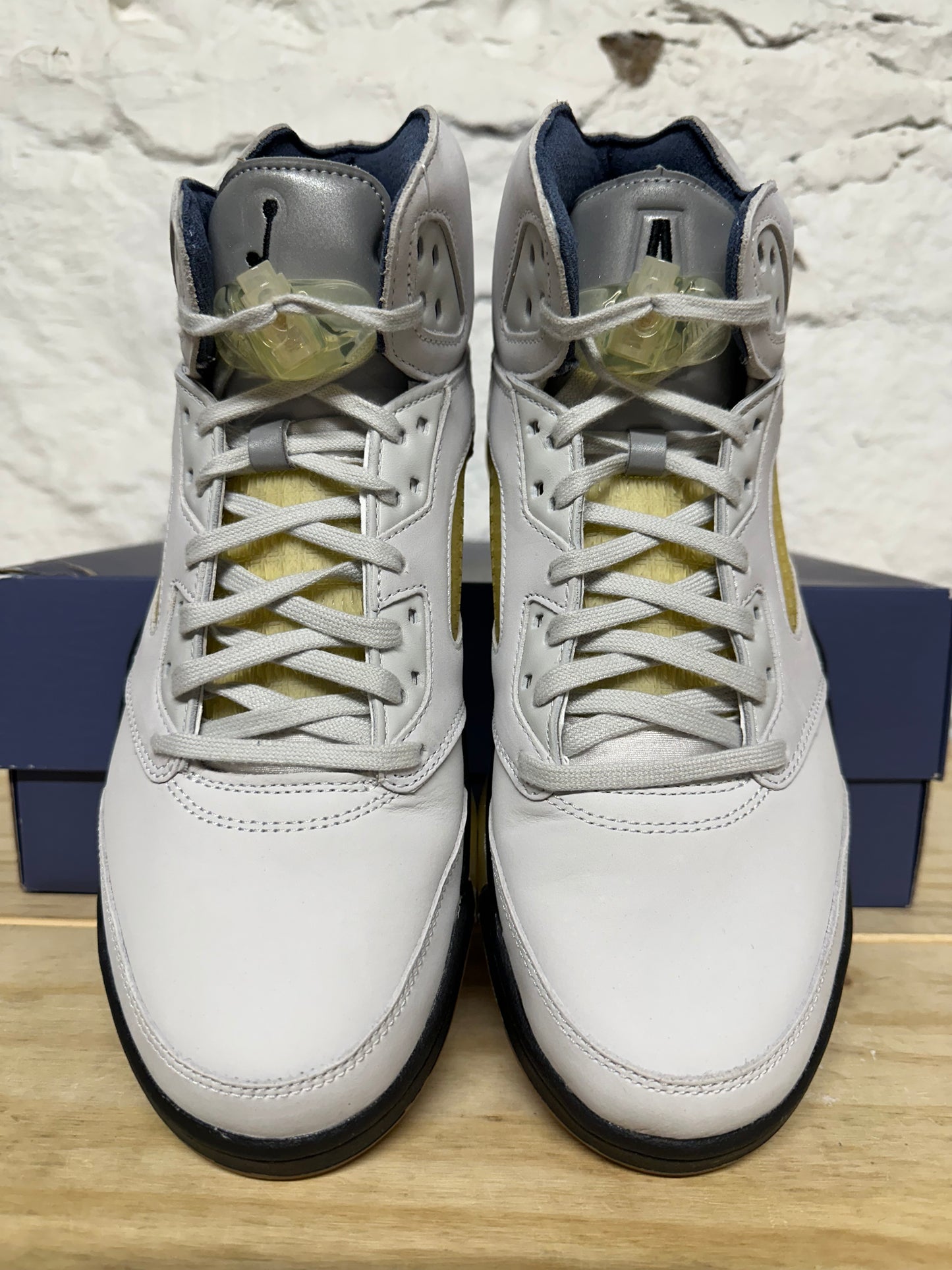 Air Jordan 5 A Ma Maniere Dawn Sz 11.5 (13W) DS