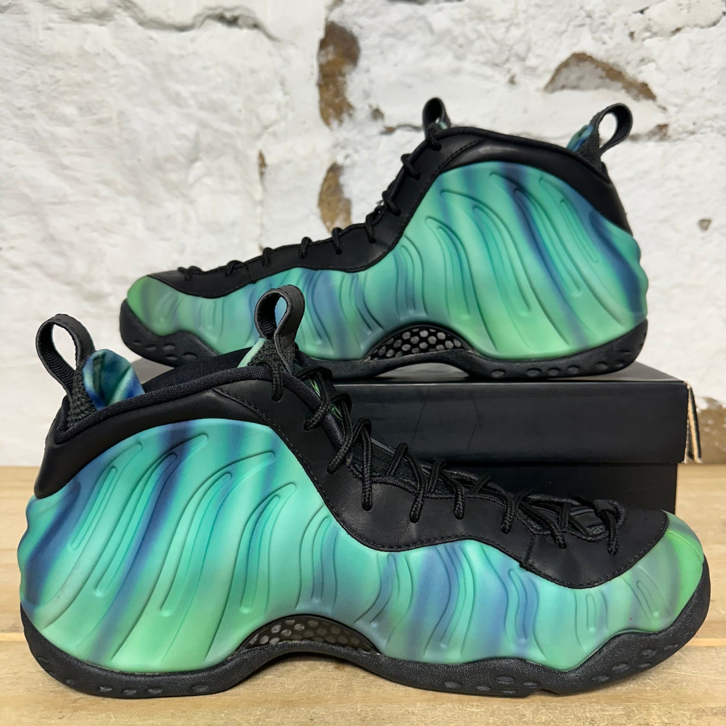 Nike Air Foamposite One Northern Lights Sz 11