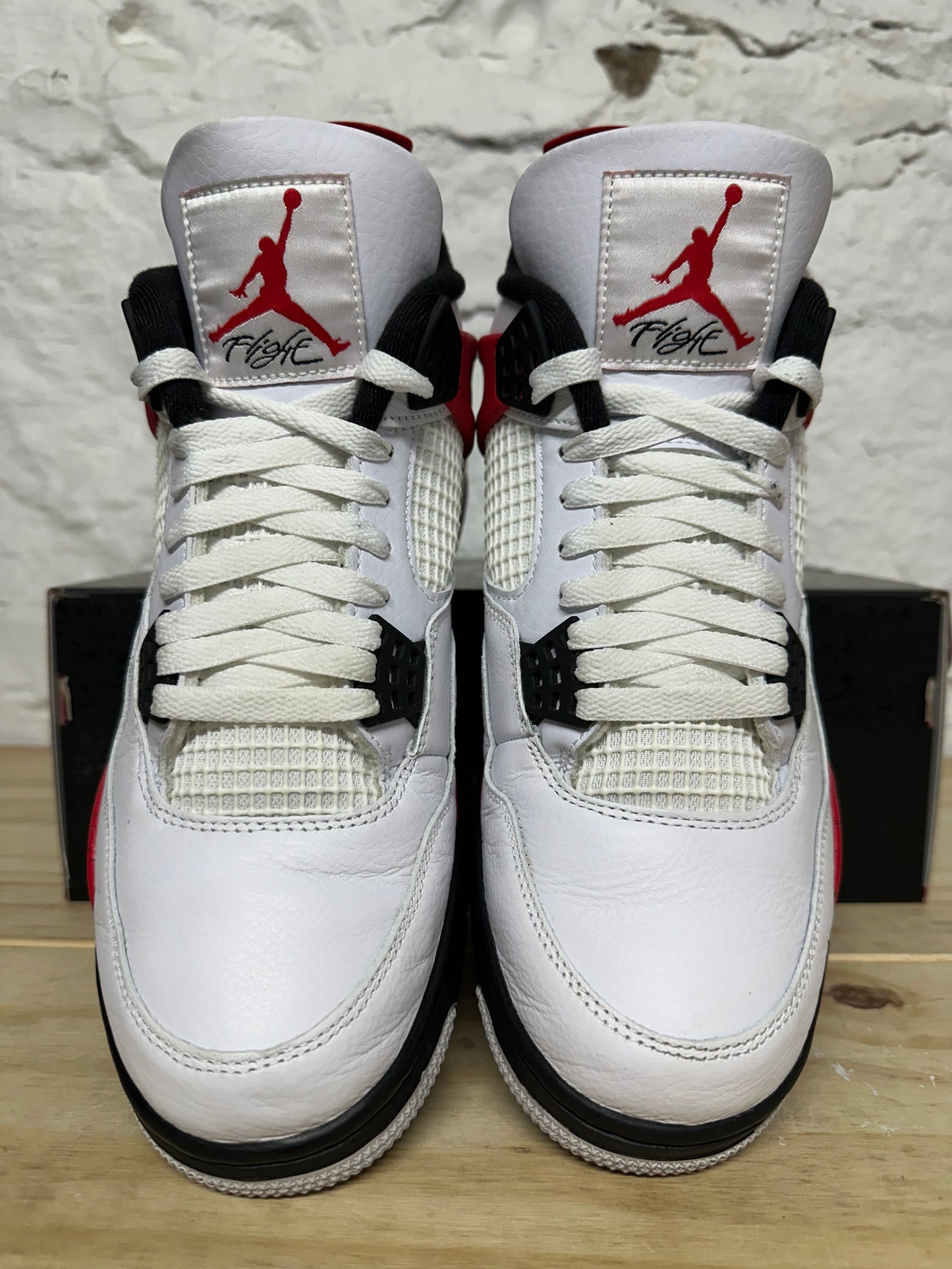 Air Jordan 4 Red Cement Sz 10.5
