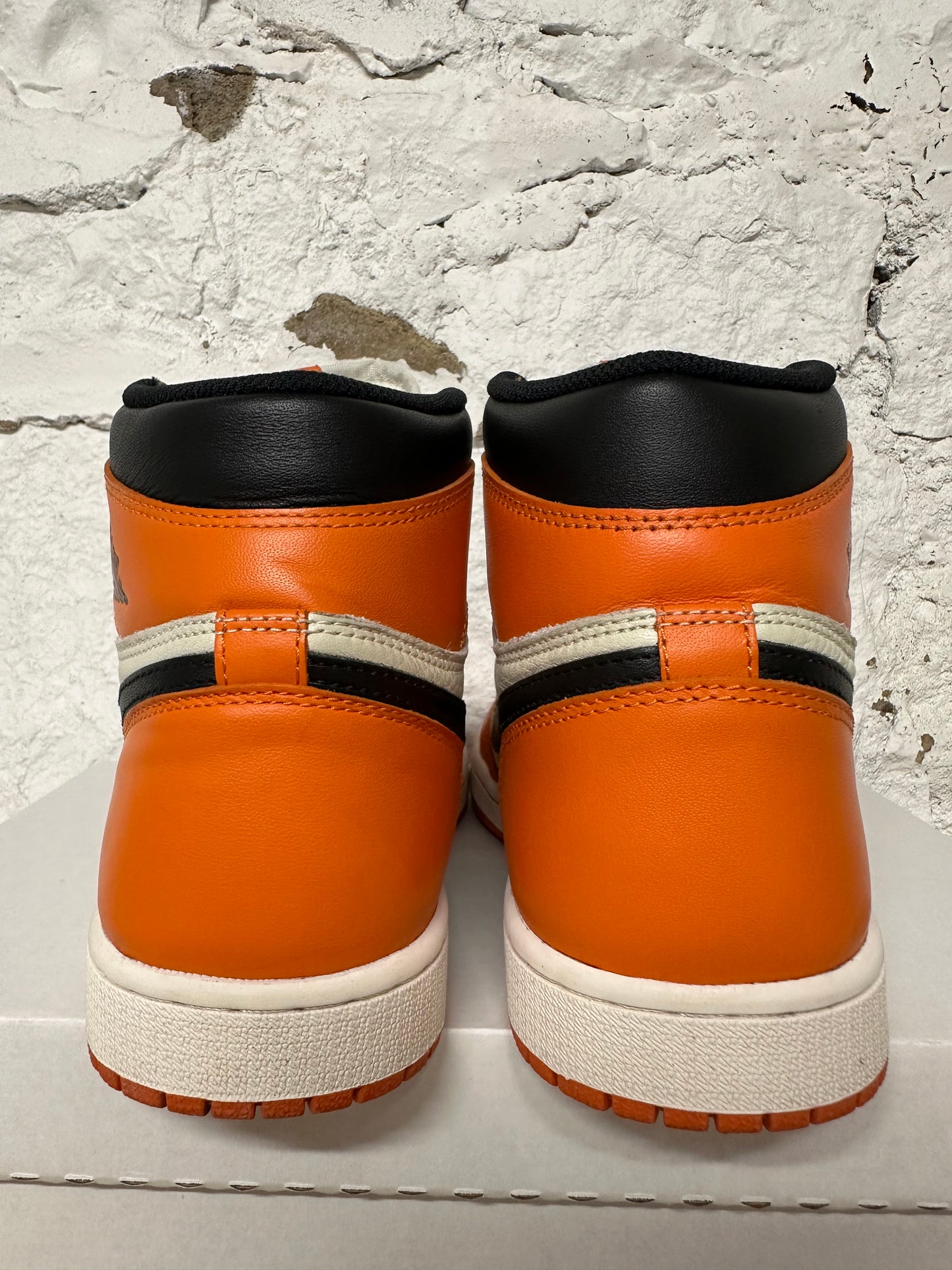 Air Jordan 1 High Shattered Backboard Away Sz 8