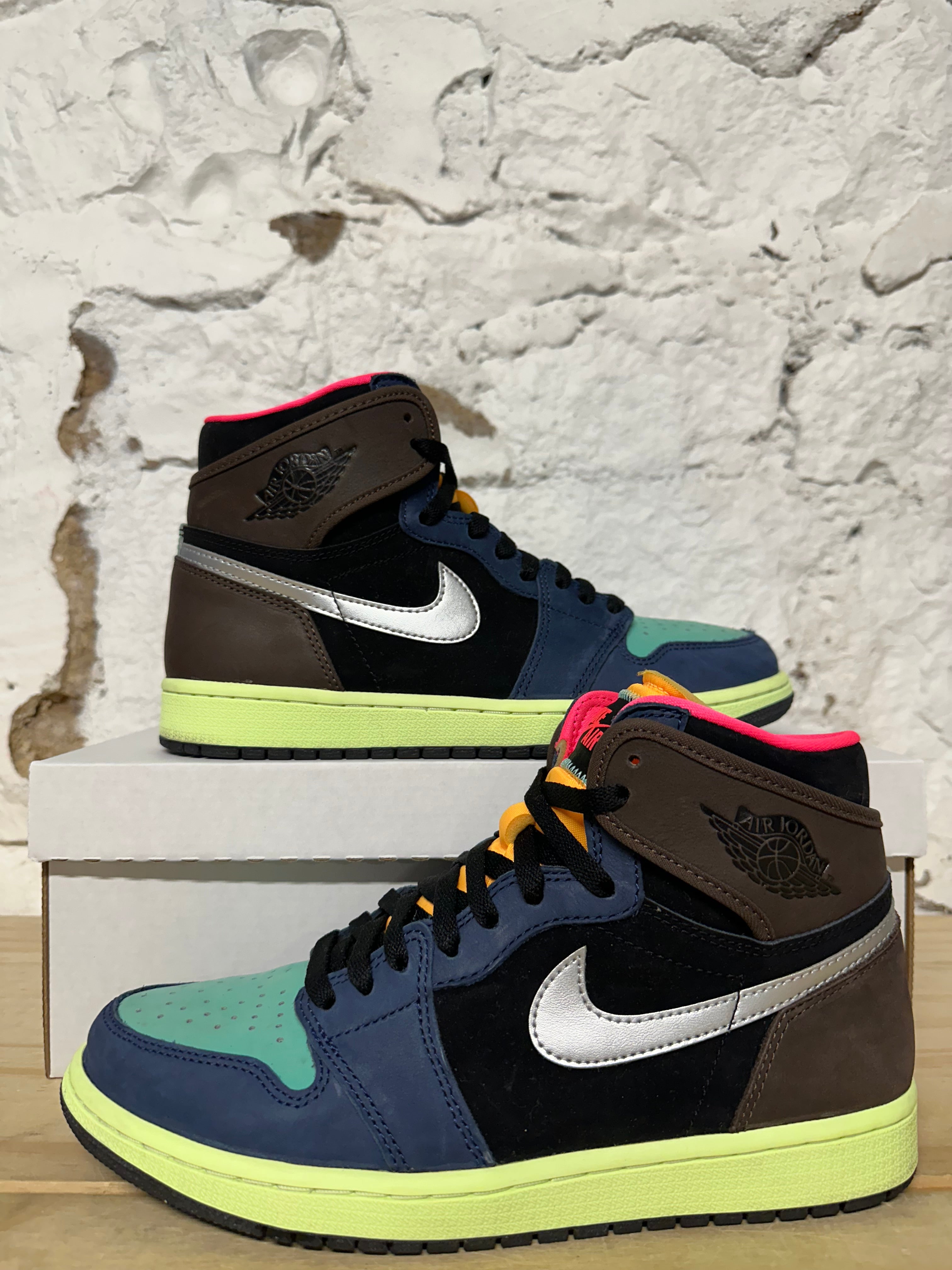 Air Jordan 1 High Tokyo Biohack Sz 9