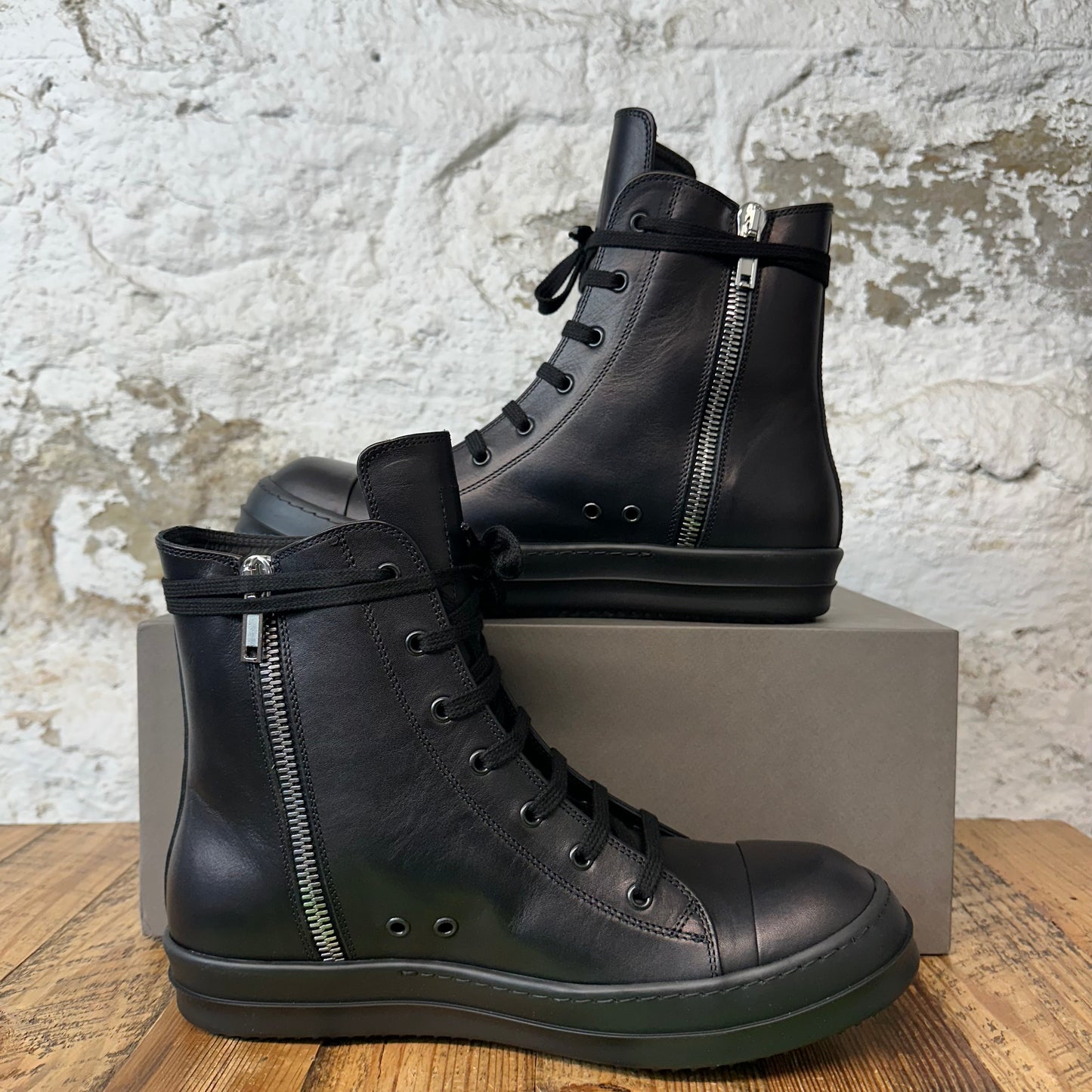Rick Owens Triple Black Hollywood High Sneaker DS