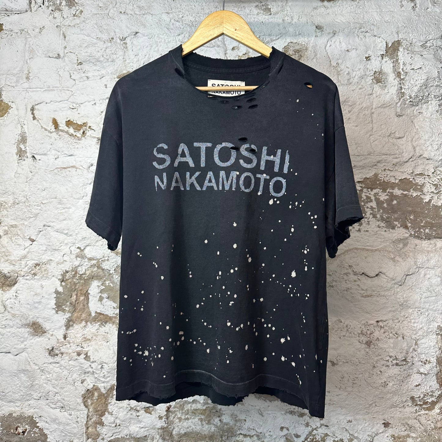 Satoshi Destroyed Luke T-shirt Black Sz S