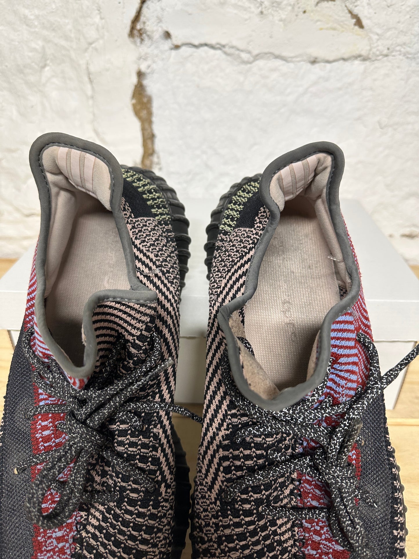 Yeezy 350 V2 Yecheil Sz 13