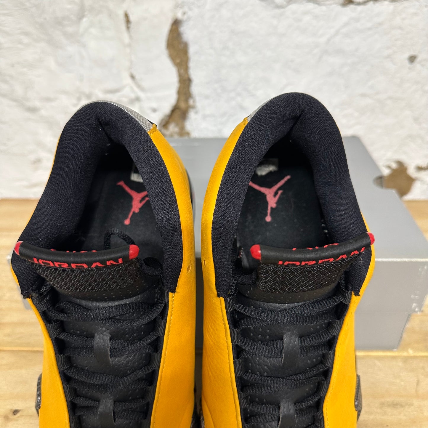 Air Jordan 14 University Gold Sz 10