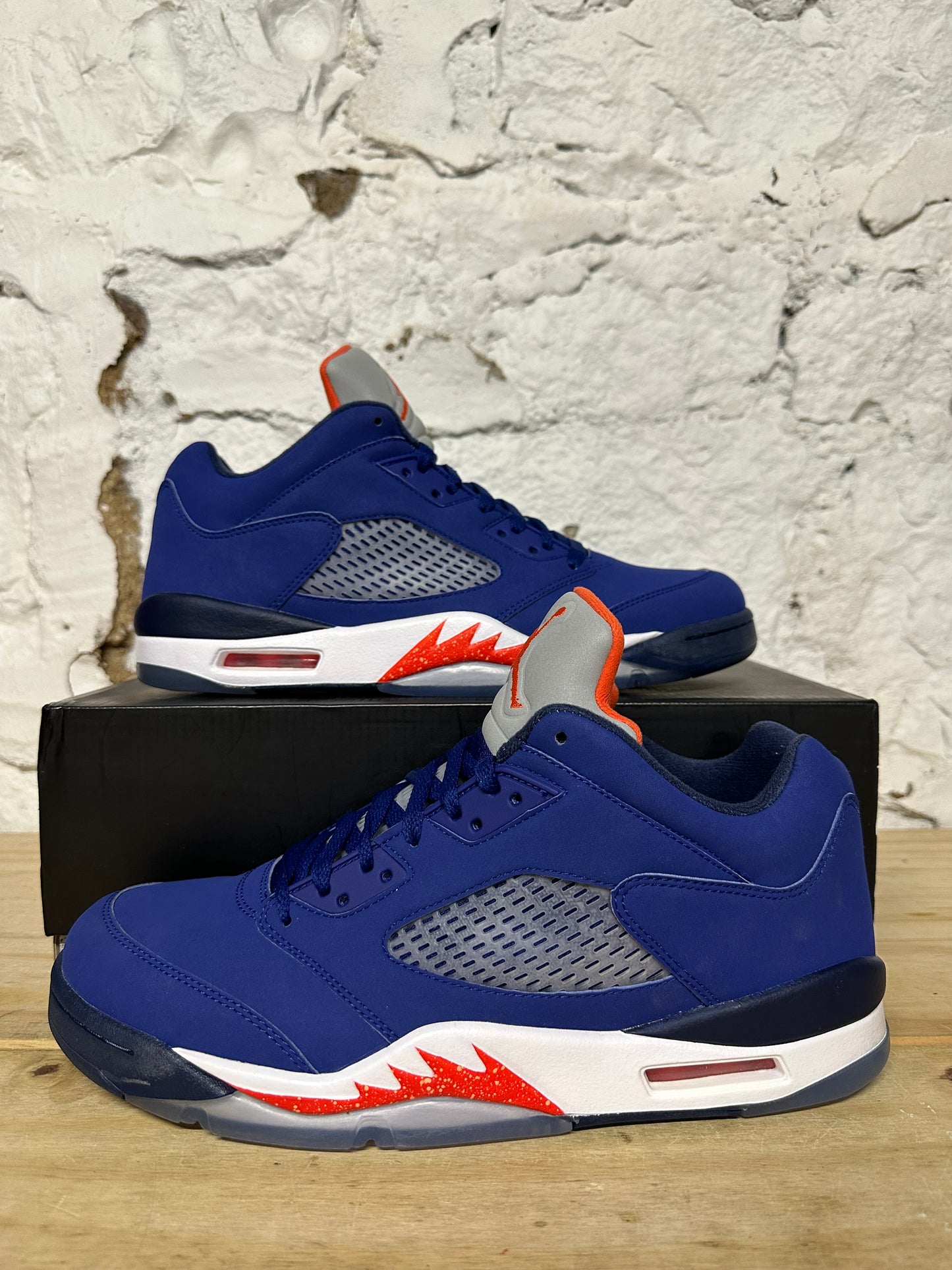 Air Jordan 5 Low Knicks Sz 11 DS
